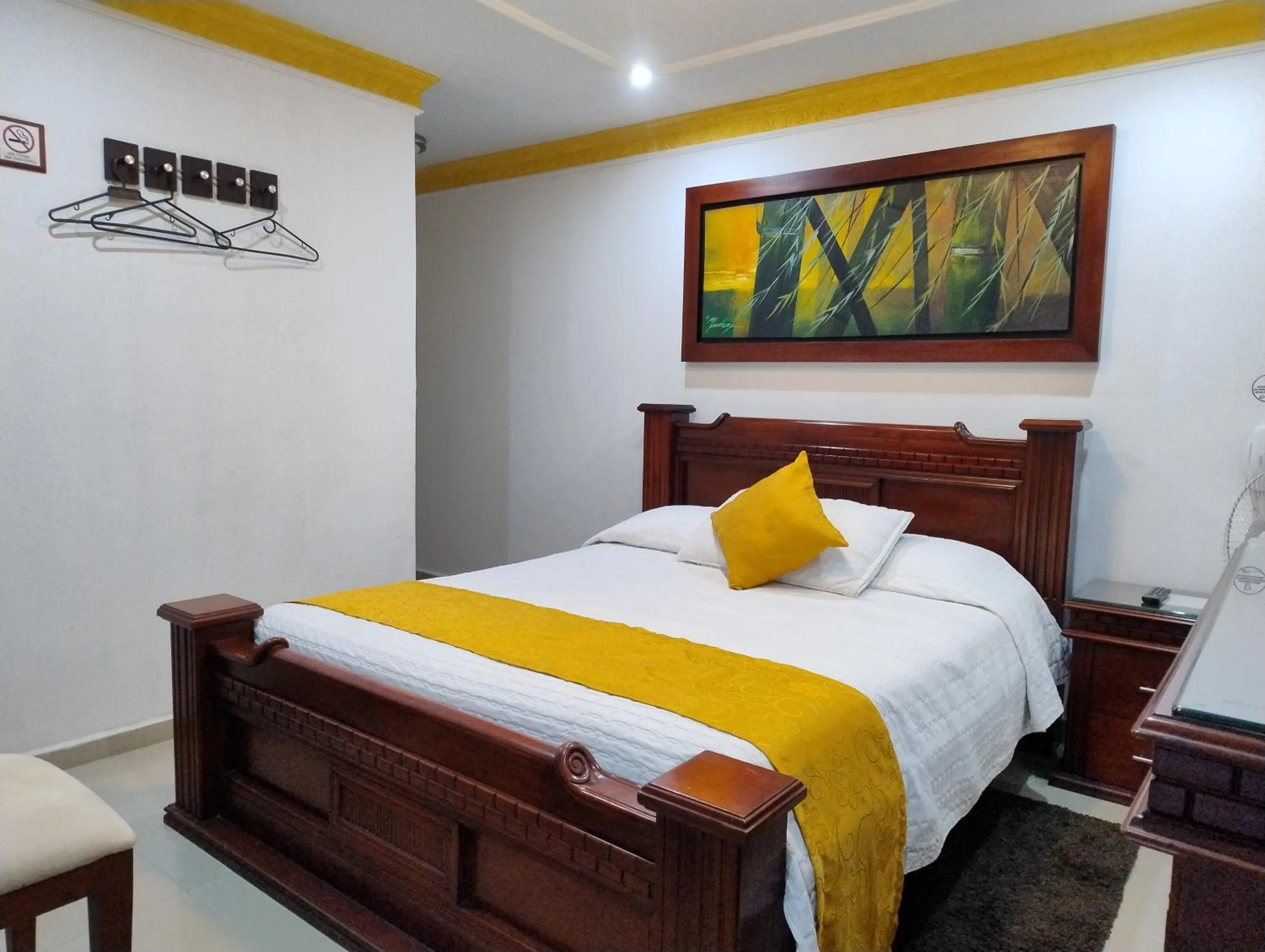 Bedroom, Bed in Hotel Aires del Quindío Armenia