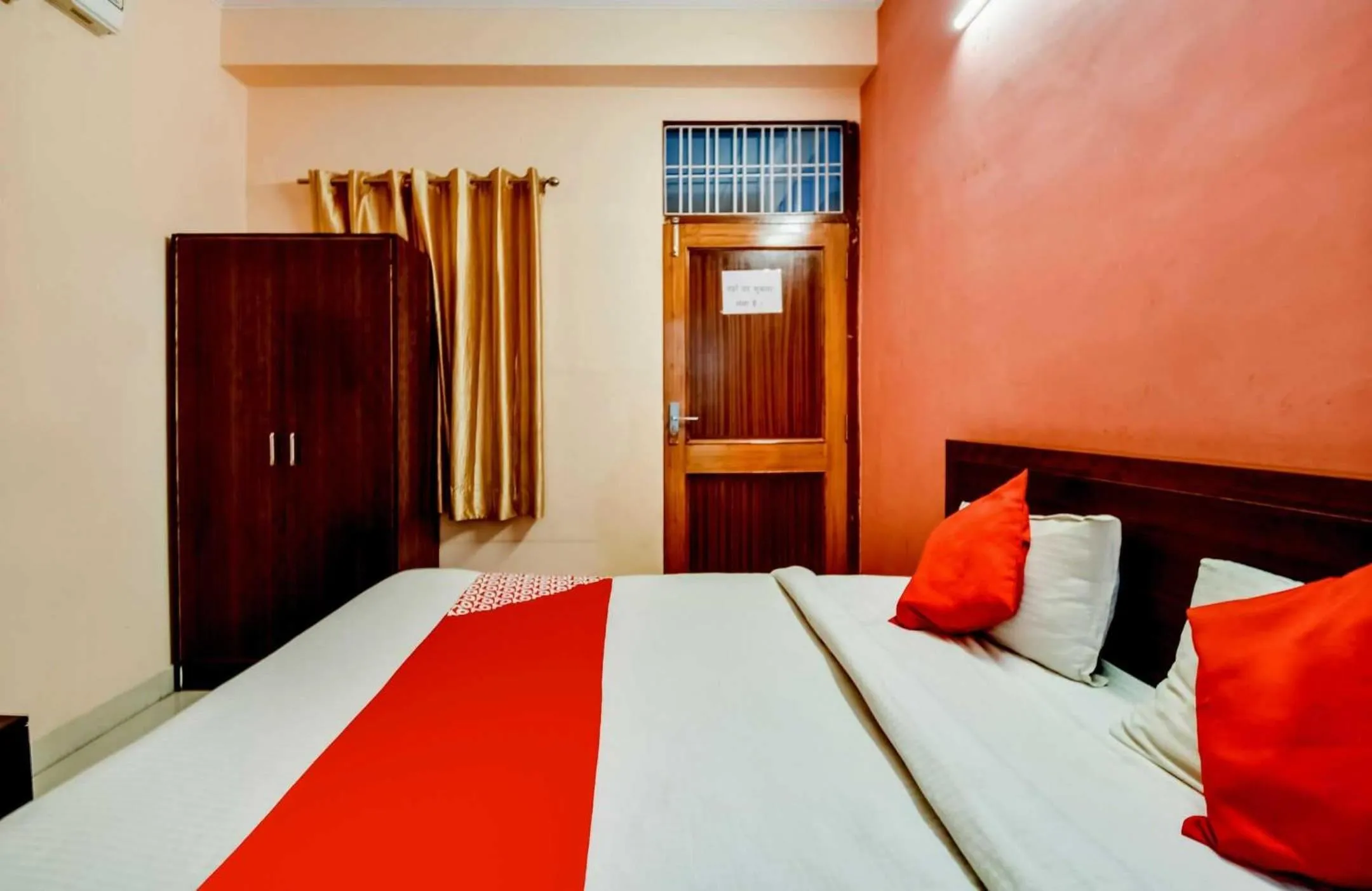 Bedroom, Bed in Hotel O Shri Ganesham