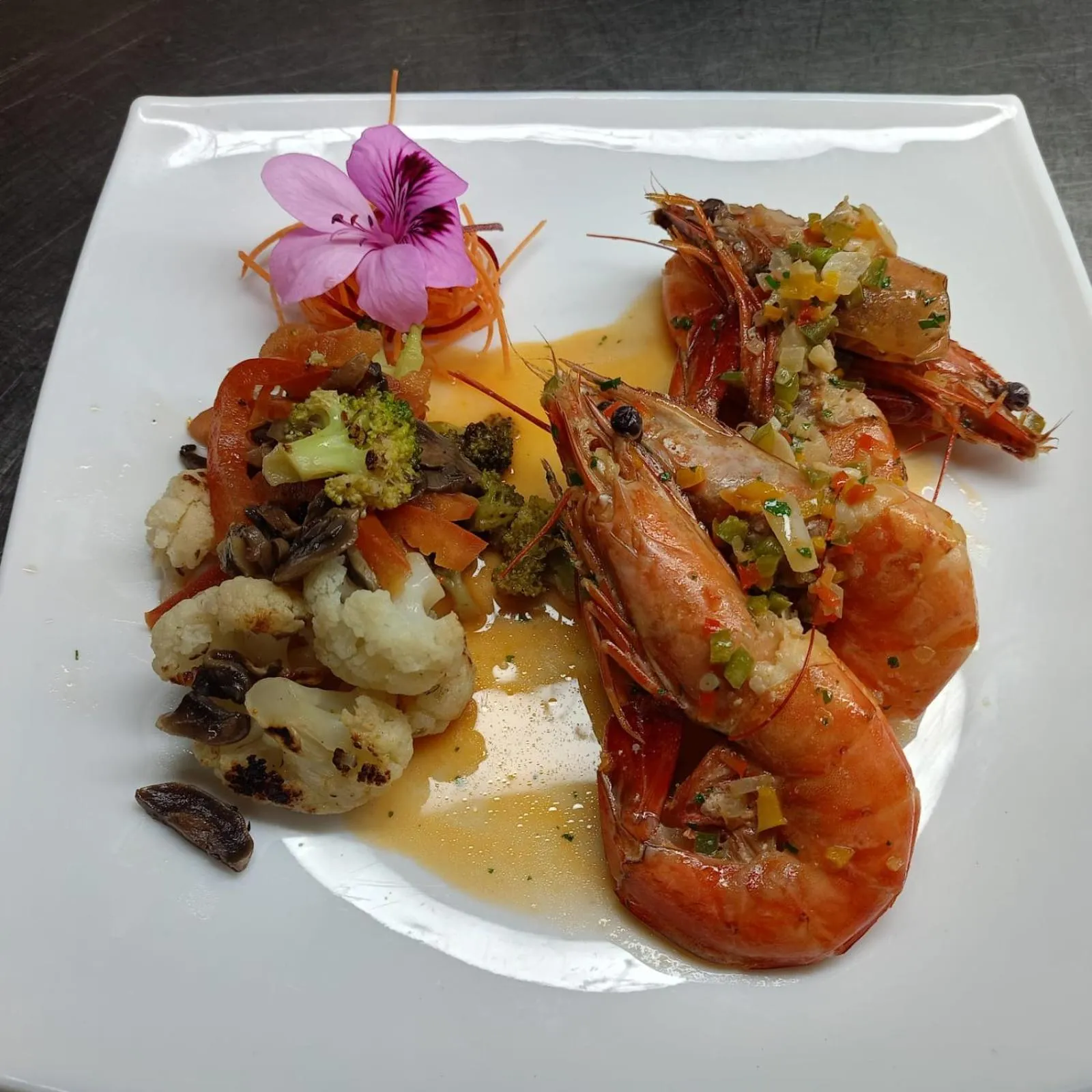 Restaurant/places to eat in Hacienda Jimenita Wildlife Reserve