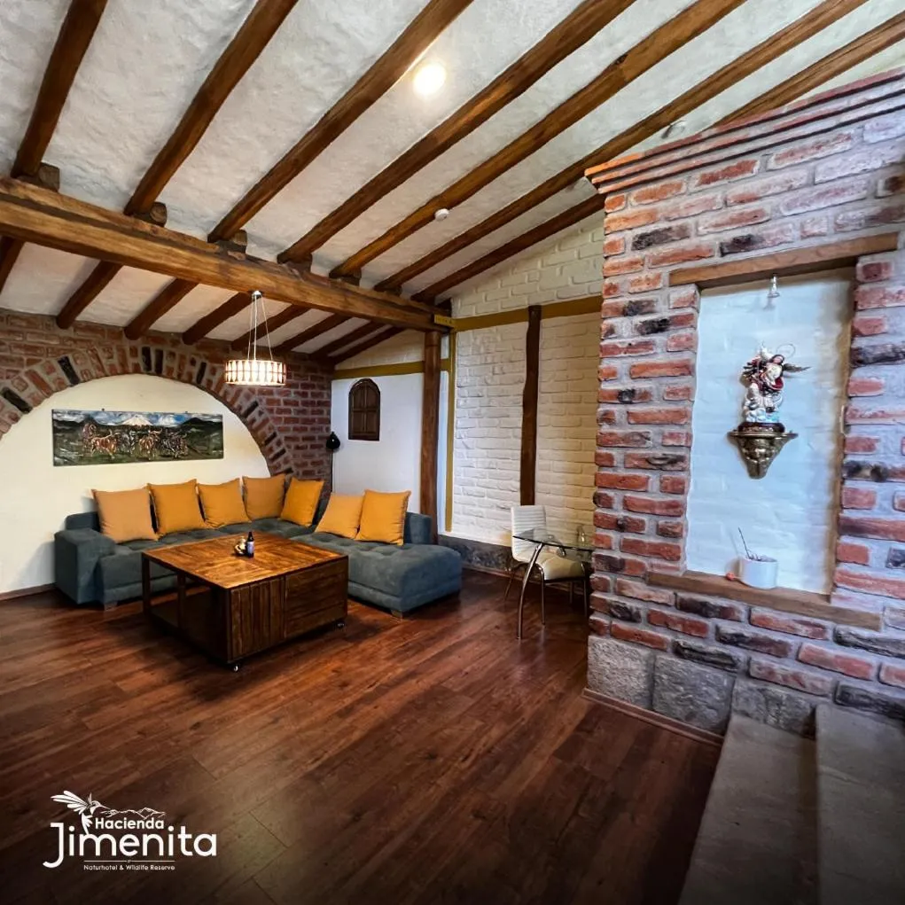 One-Bedroom House in Hacienda Jimenita Wildlife Reserve