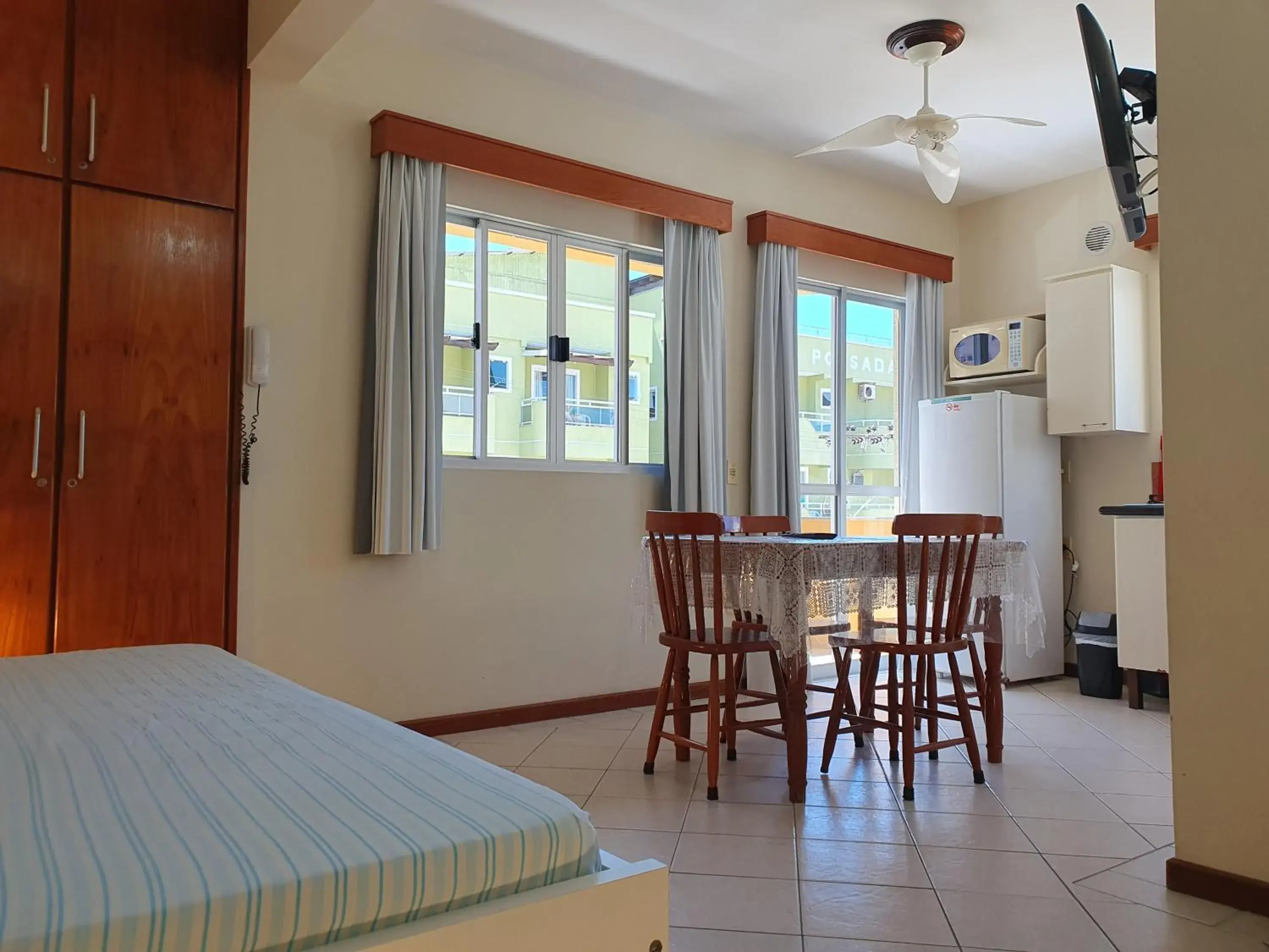 Apartment (Superior Floor Front) in Pousada Acapulco - Bombinhas Apartment (Superior Floor Front) in Pousada Acapulco - Bombinhas