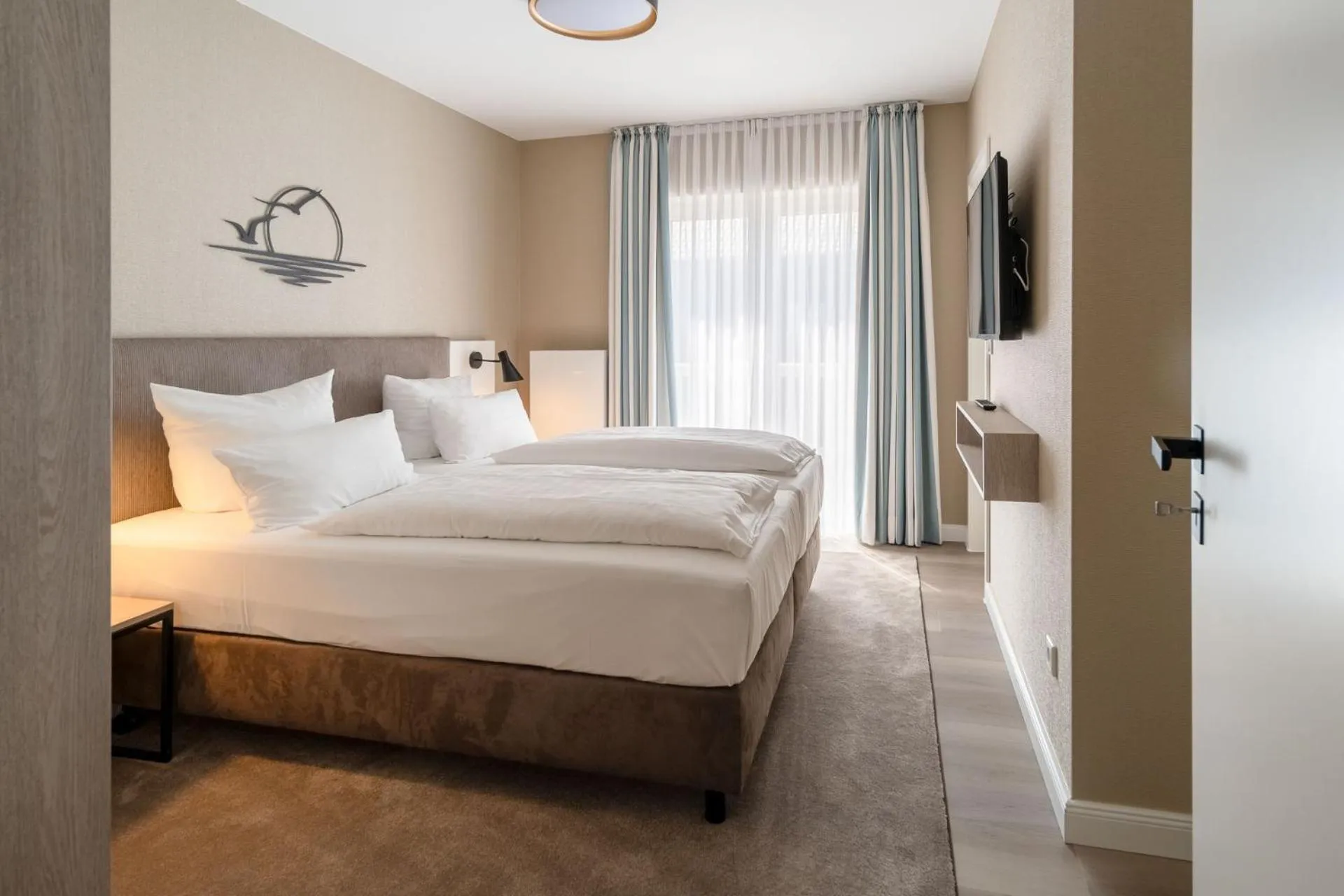 Bedroom, Bed in Hotel am Schlosspark garni