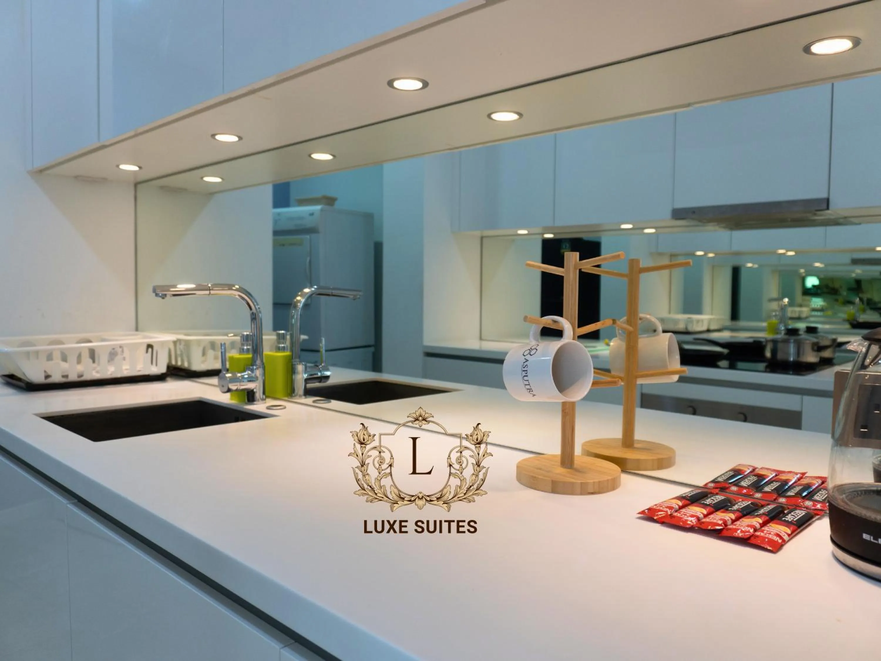 Coffee/tea facilities in Luxe Suites at Vortex KLCC