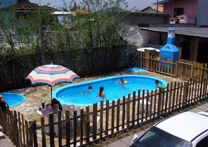 Swimming pool in Pousada Recanto Dom Arthur