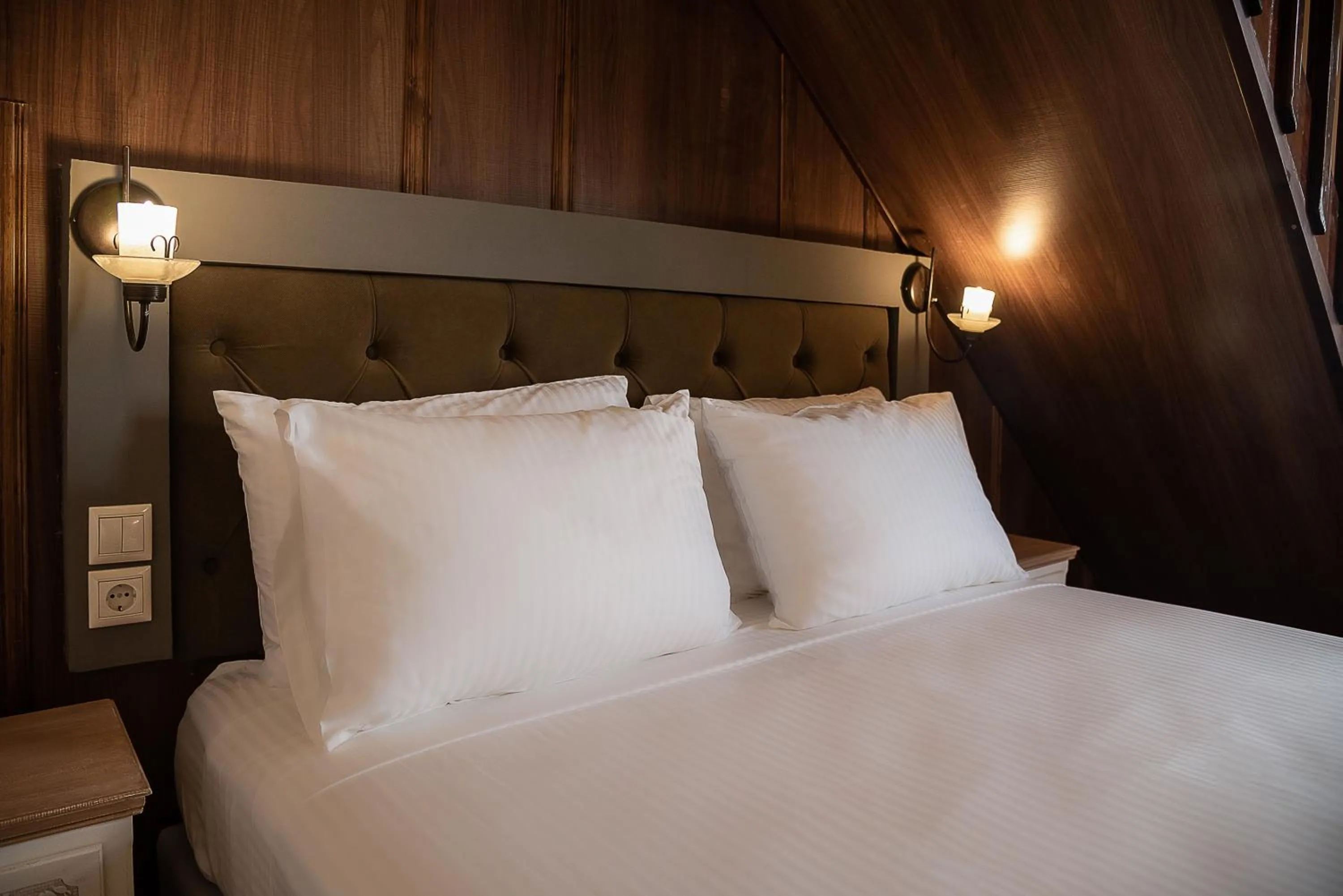 Bed in Old Town Suites