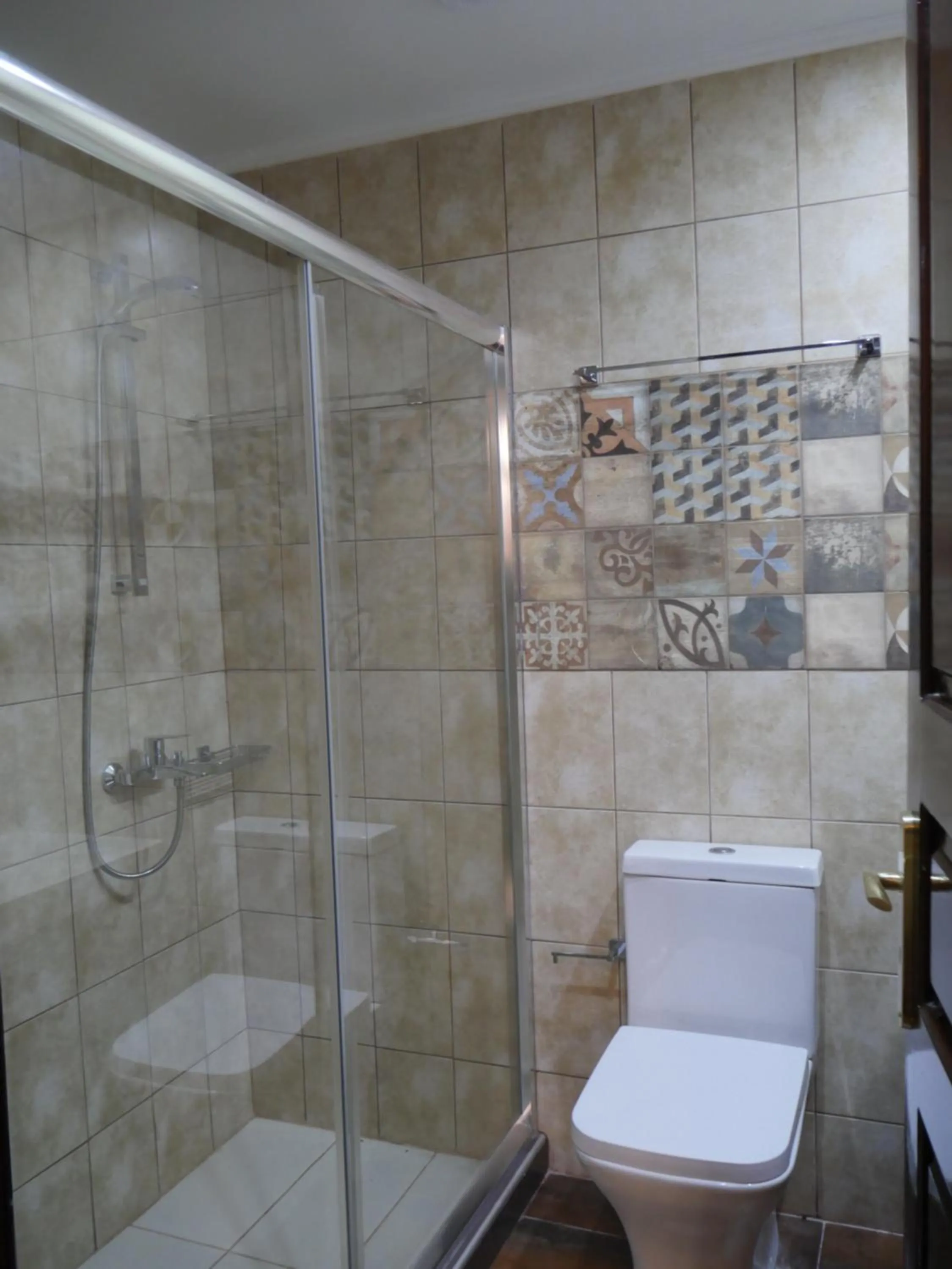 Shower in Old Town Suites