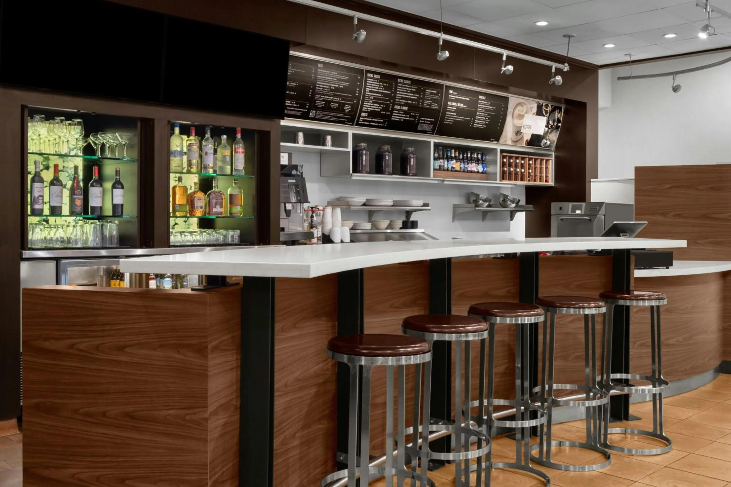 Lounge or bar in Courtyard By Marriott Houston Kingwood