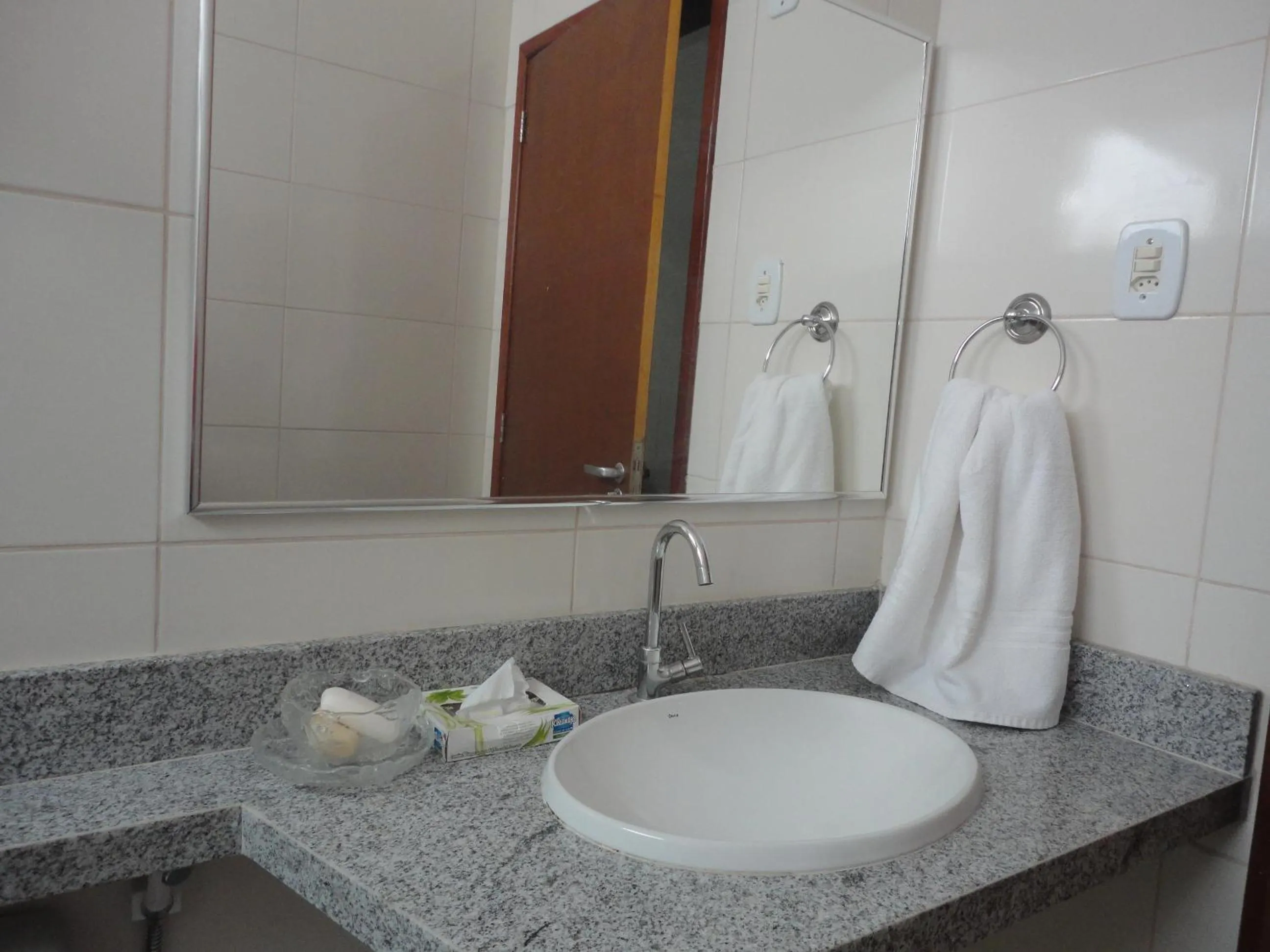 Bathroom in Luz & Mar