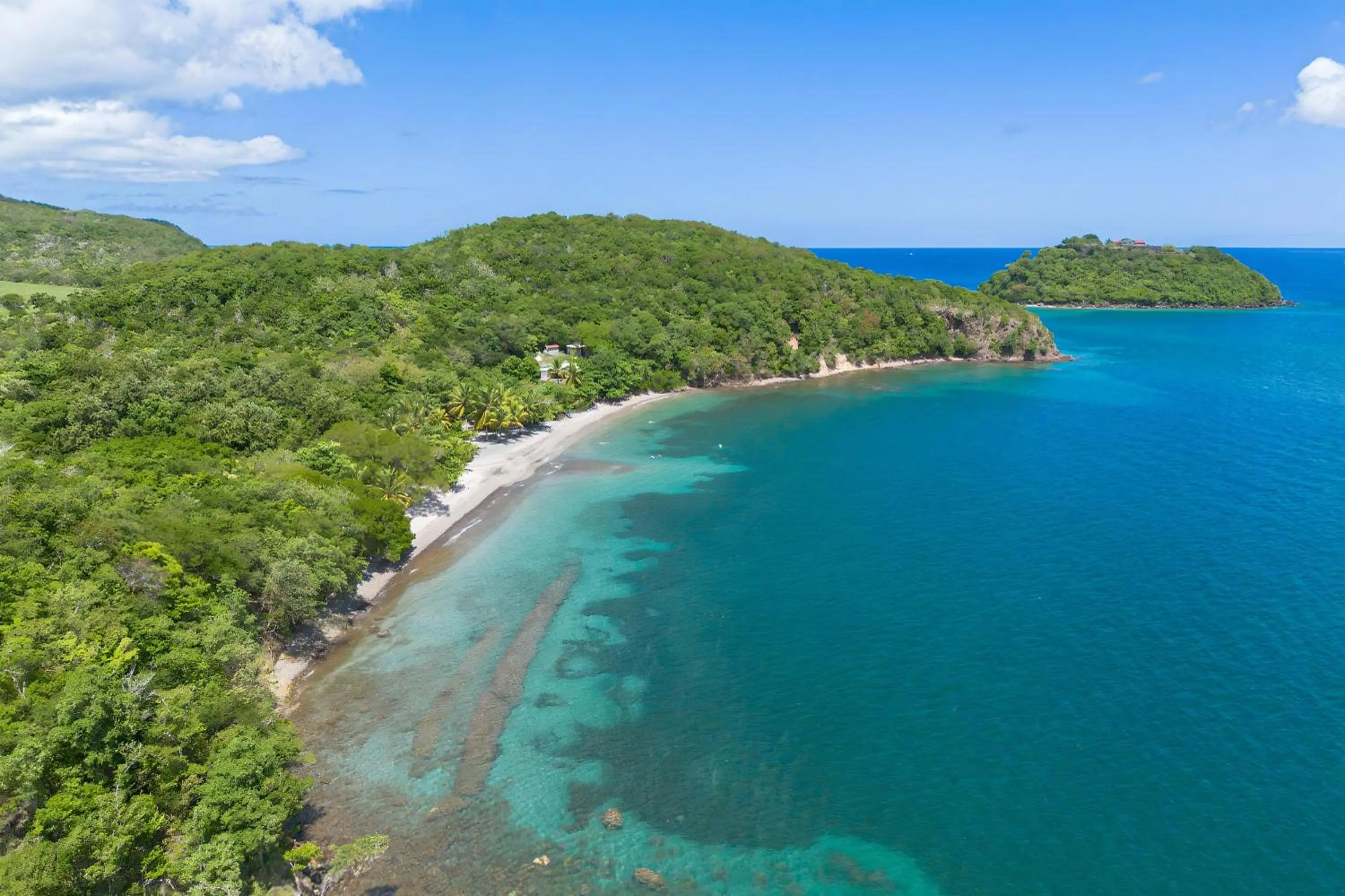 Nearby landmark in Domaine de l'Anse Ramier