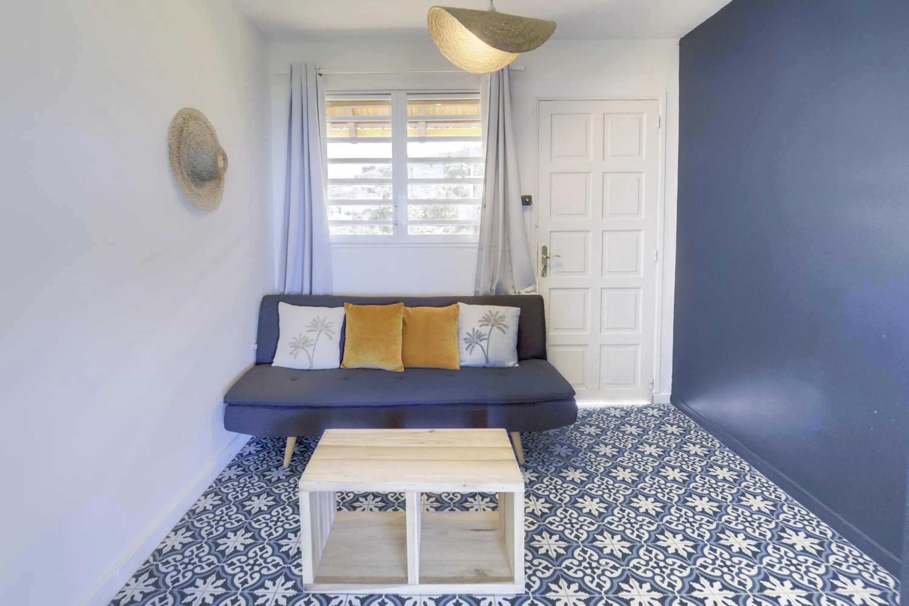 Living room, Bed in Domaine de l'Anse Ramier