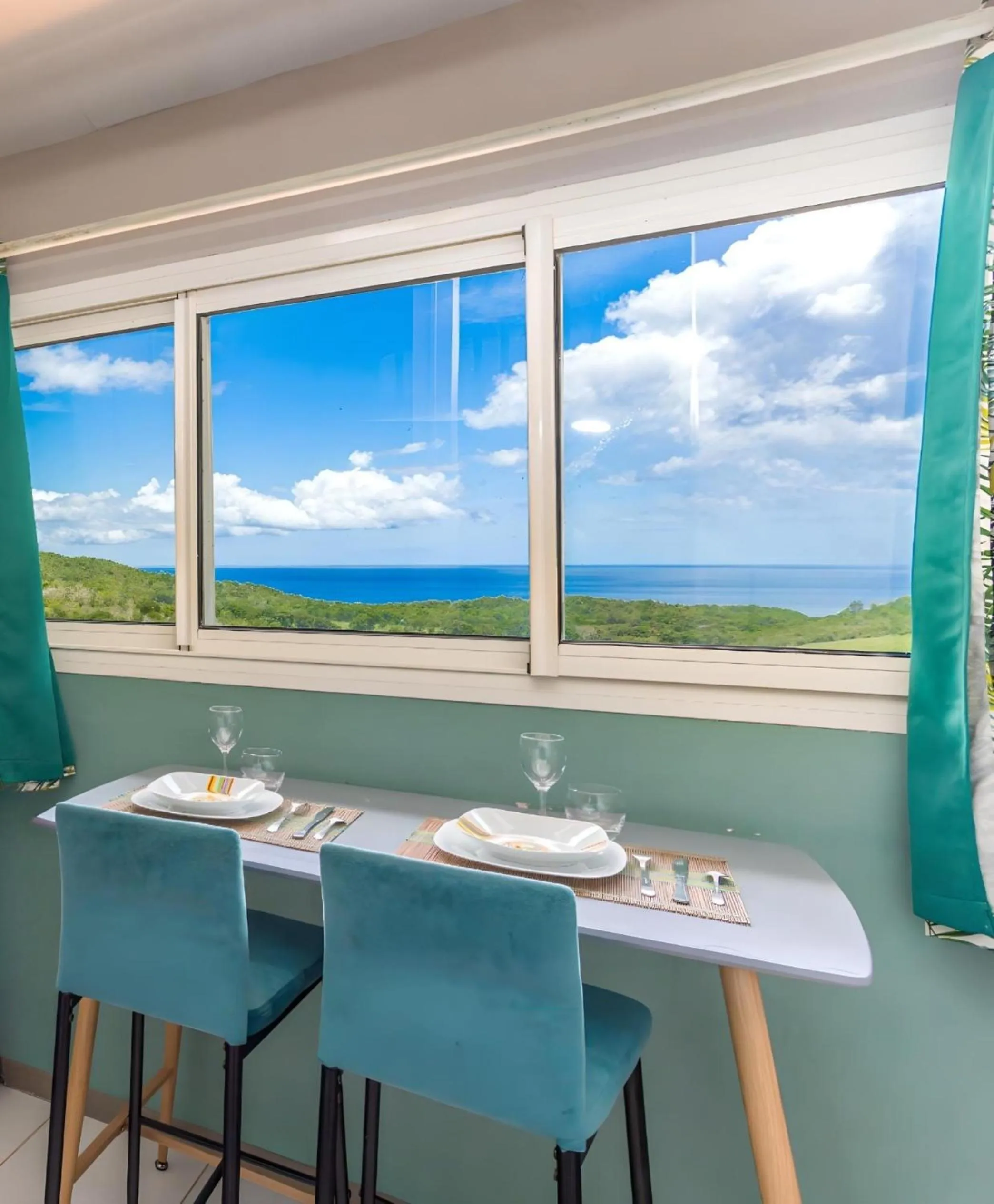 Dining area in Domaine de l'Anse Ramier