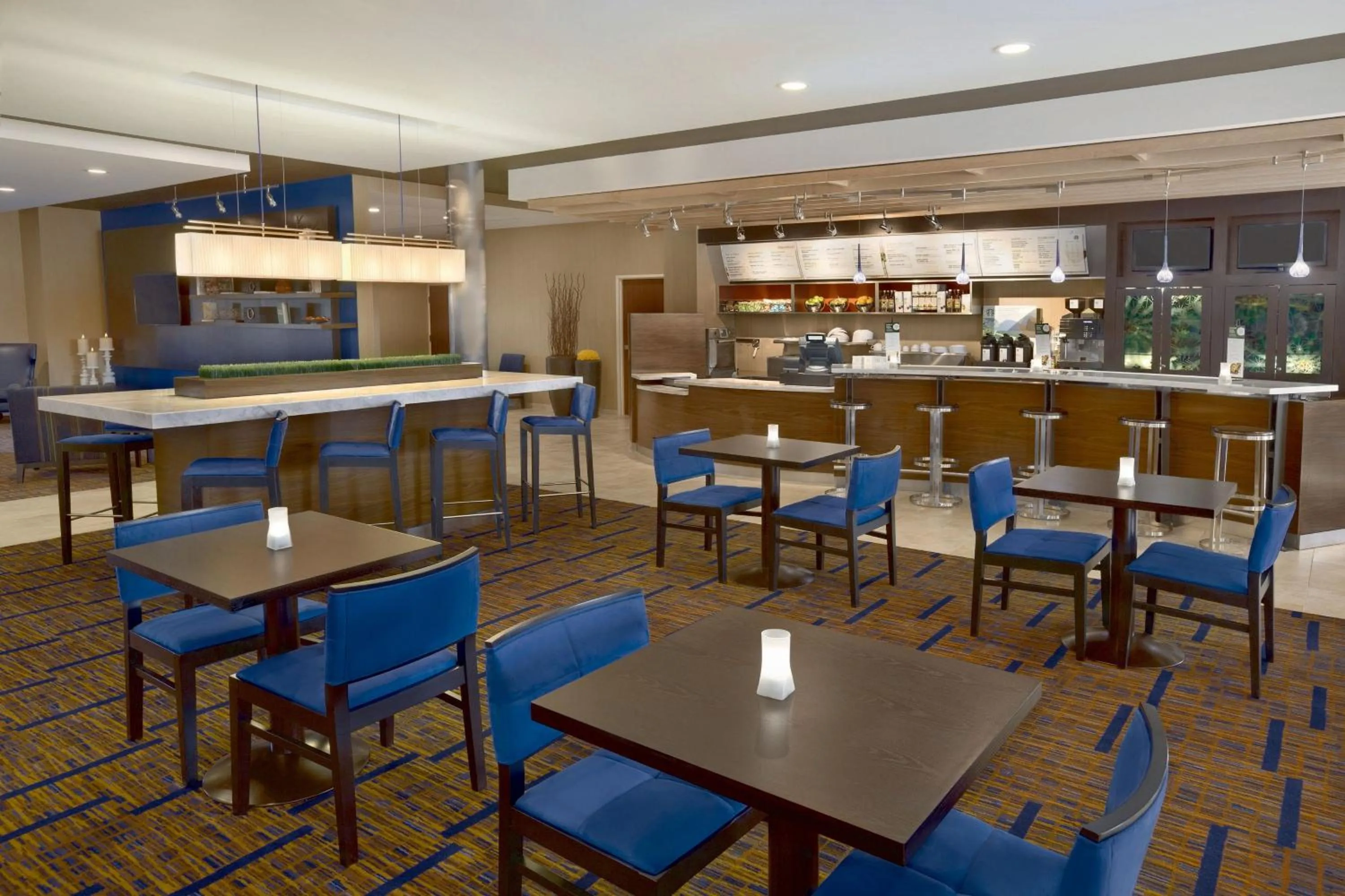 Restaurant/places to eat in Courtyard By Marriott Little Rock North