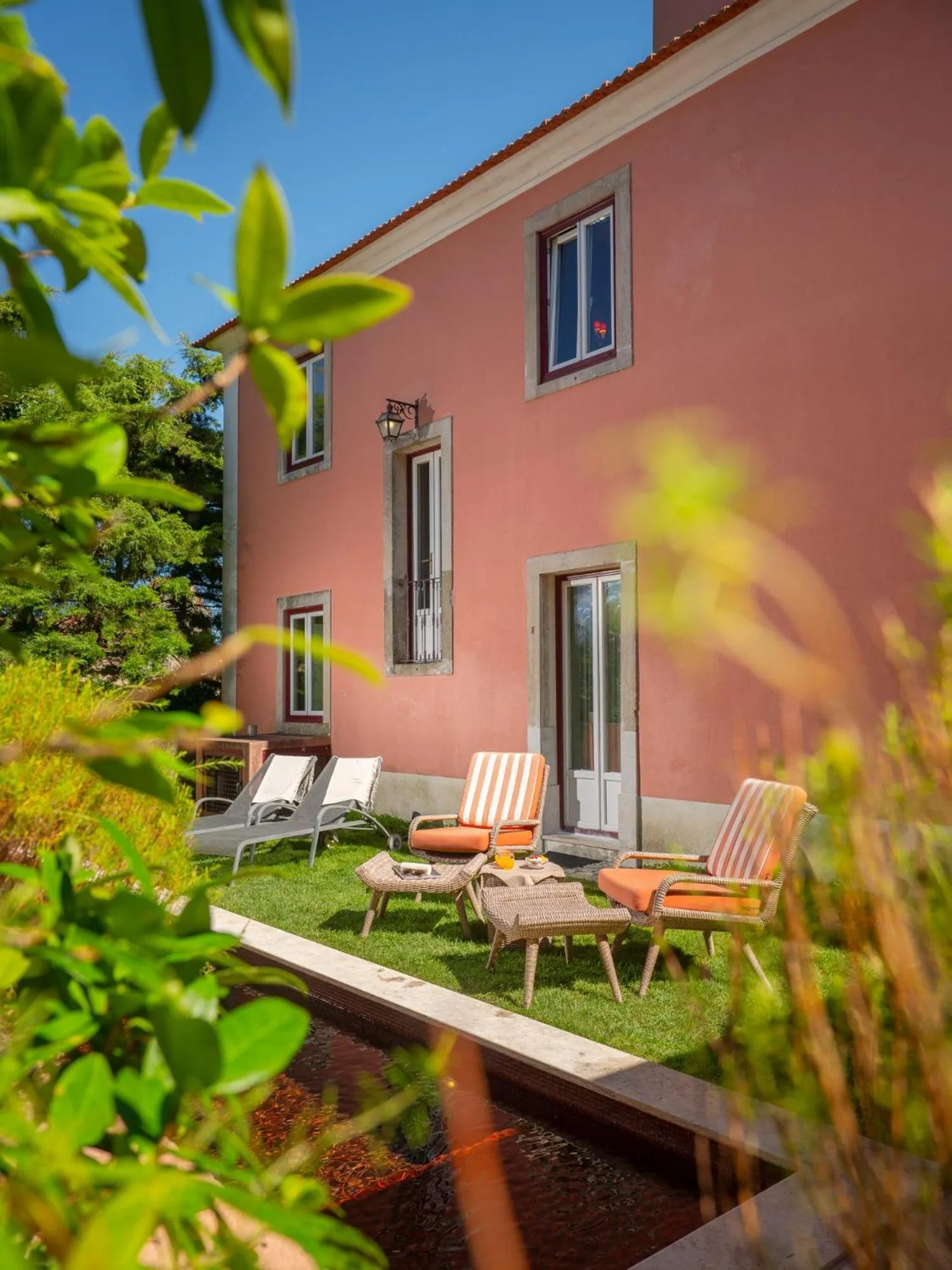 sunbed in Rosegarden Essence Sintra - by Unlock Hotels