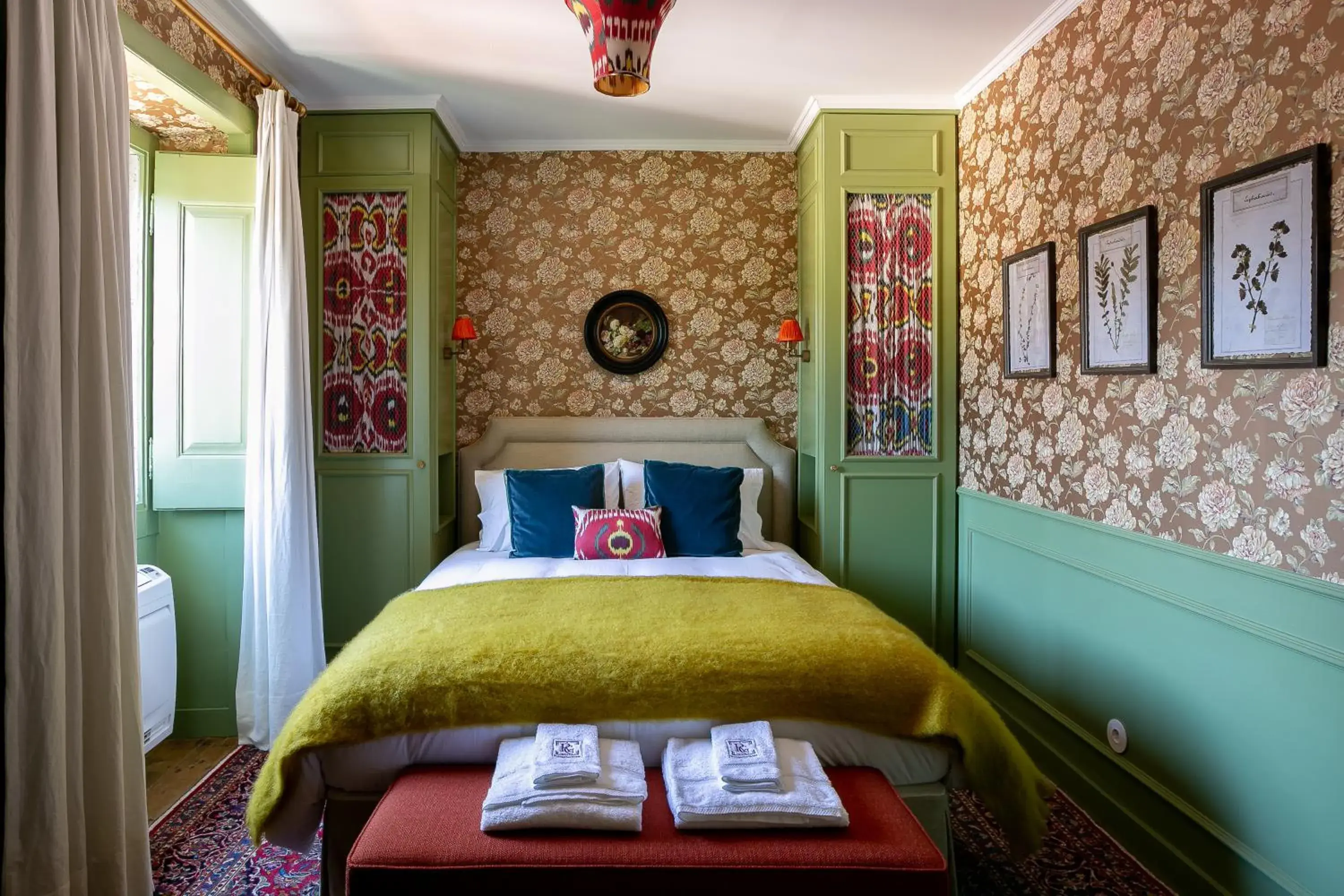 Standard Double Room in Rosegarden Essence Sintra - by Unlock Hotels Standard Double Room in Rosegarden Essence Sintra - by Unlock Hotels