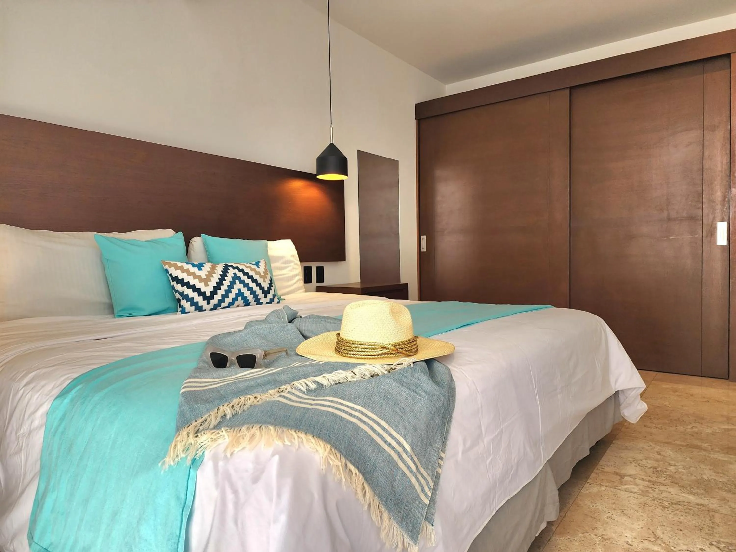 Bed in Meliora by Bunik