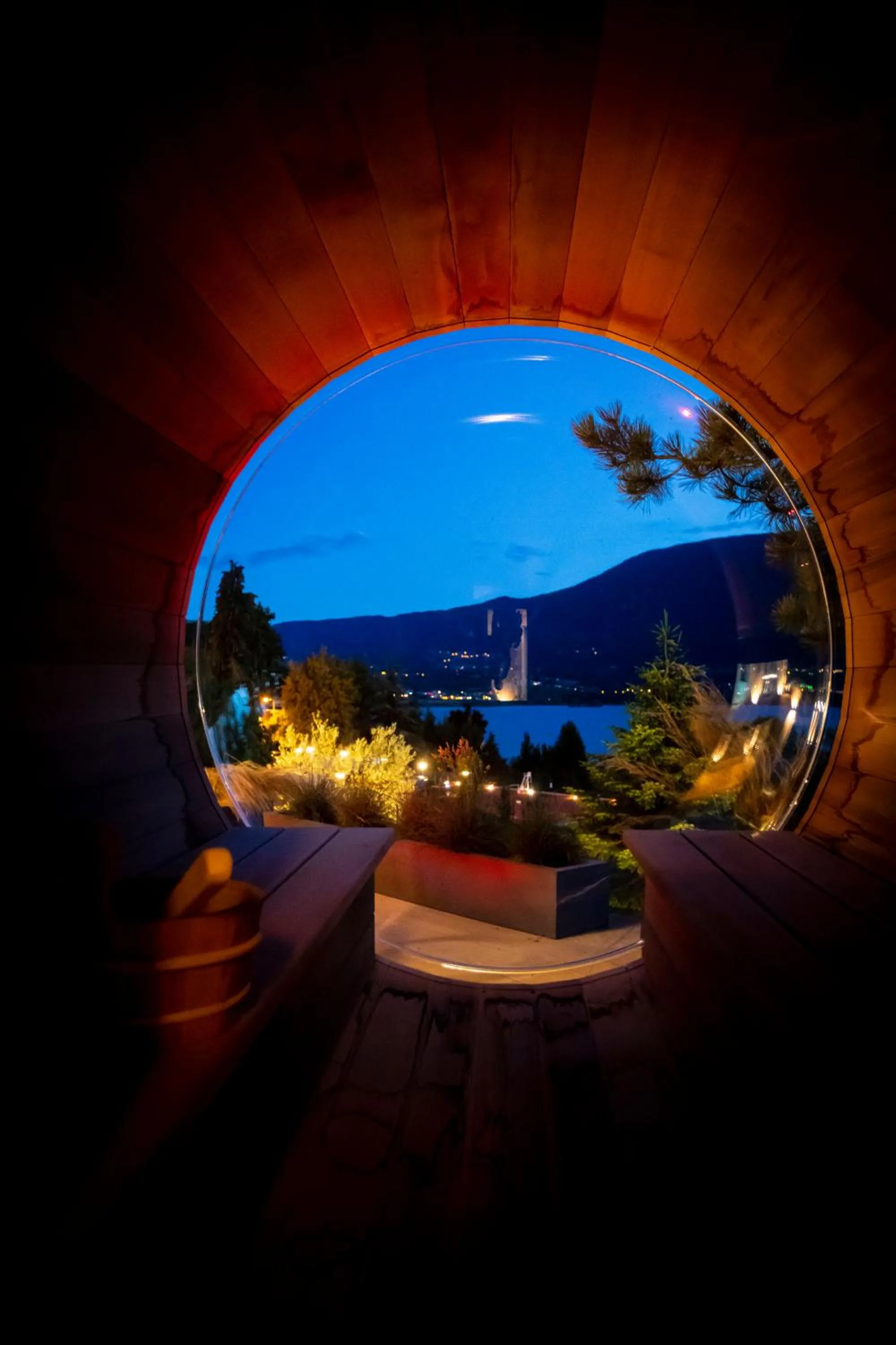 Night in Hôtel L'Incomparable & Restaurant Etoilé Aix-Les-Bains