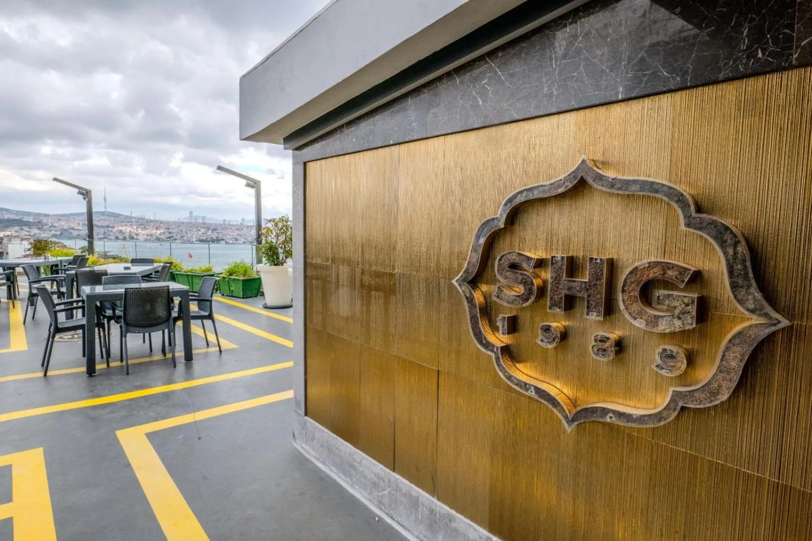 Decorative detail in Grand Star Hotel Premium