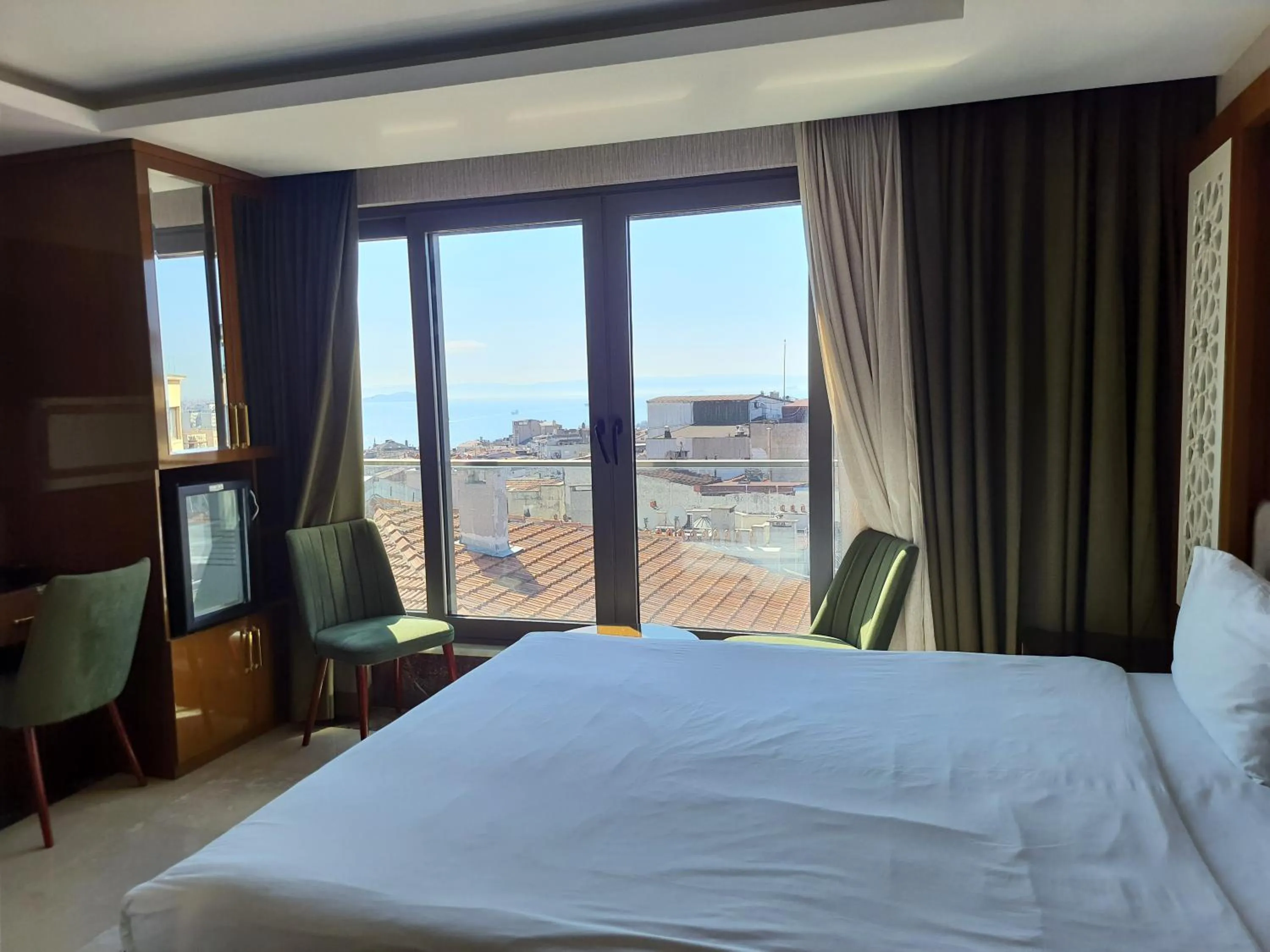 Sea view, Bed in Grand Star Hotel Premium