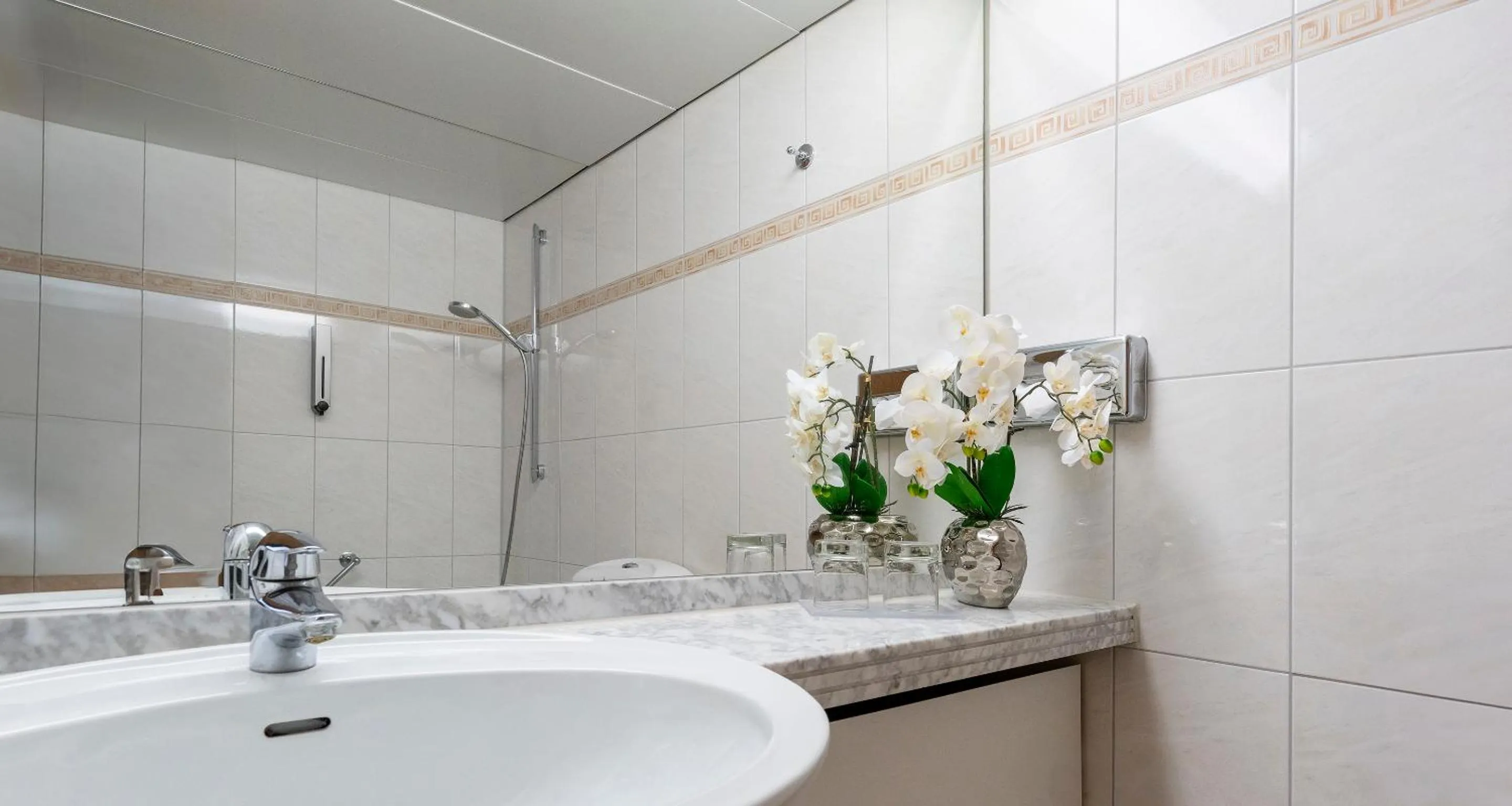 Bathroom in PLAZA Hotel Gelsenkirchen