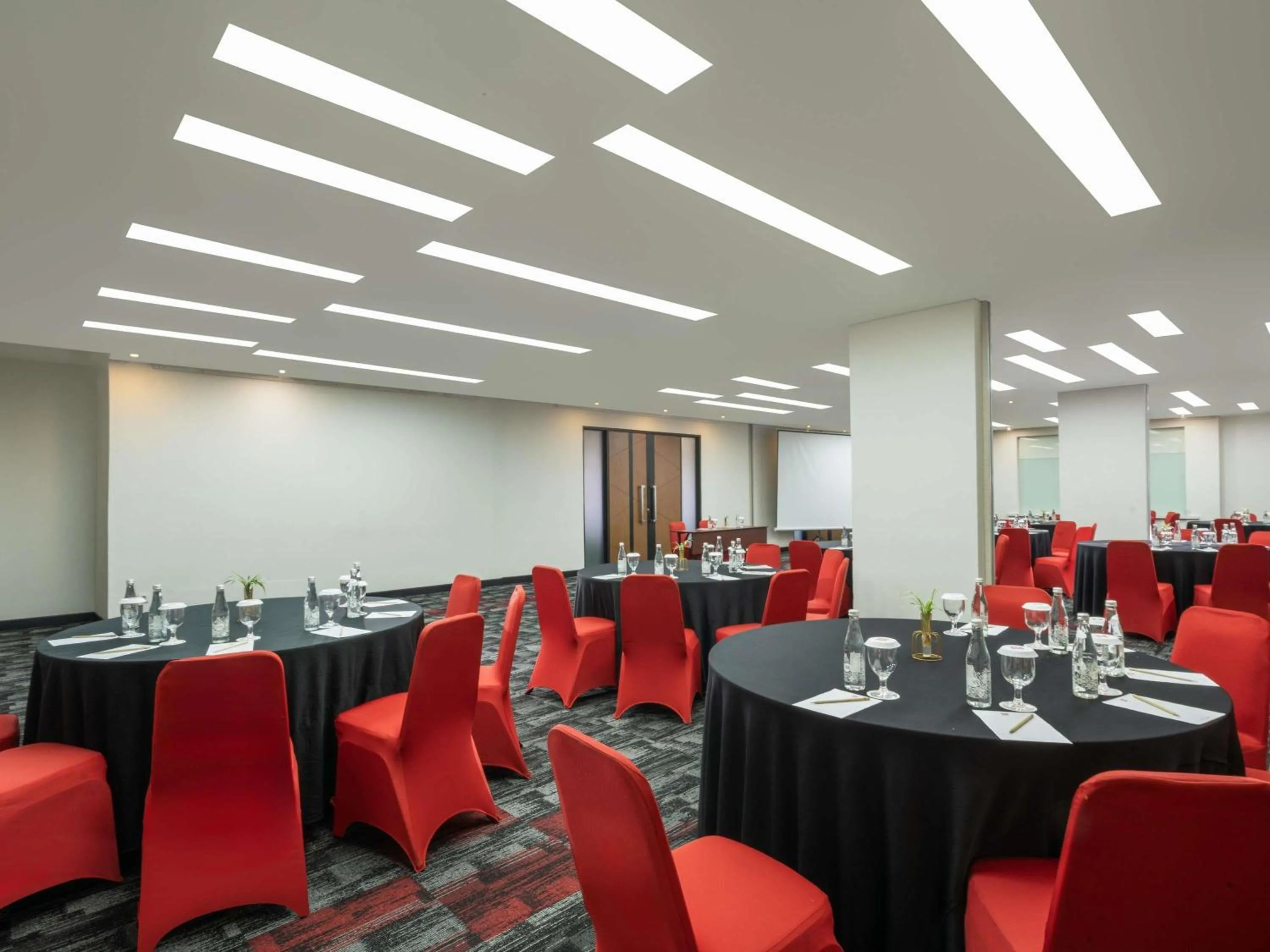Meeting/conference room in Ibis Jakarta Senen