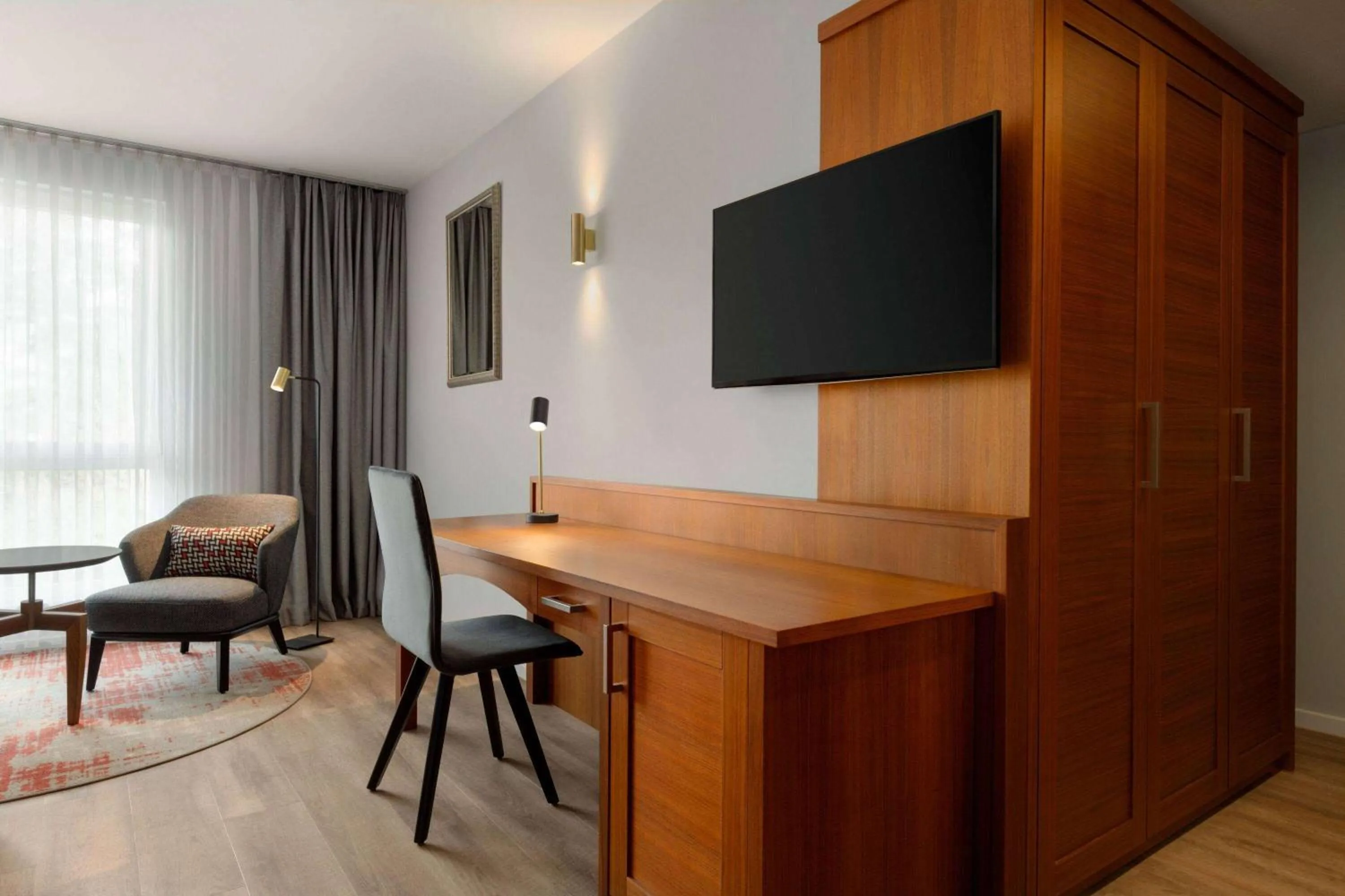 TV and multimedia in Ramada by Wyndham Duesseldorf Ratingen