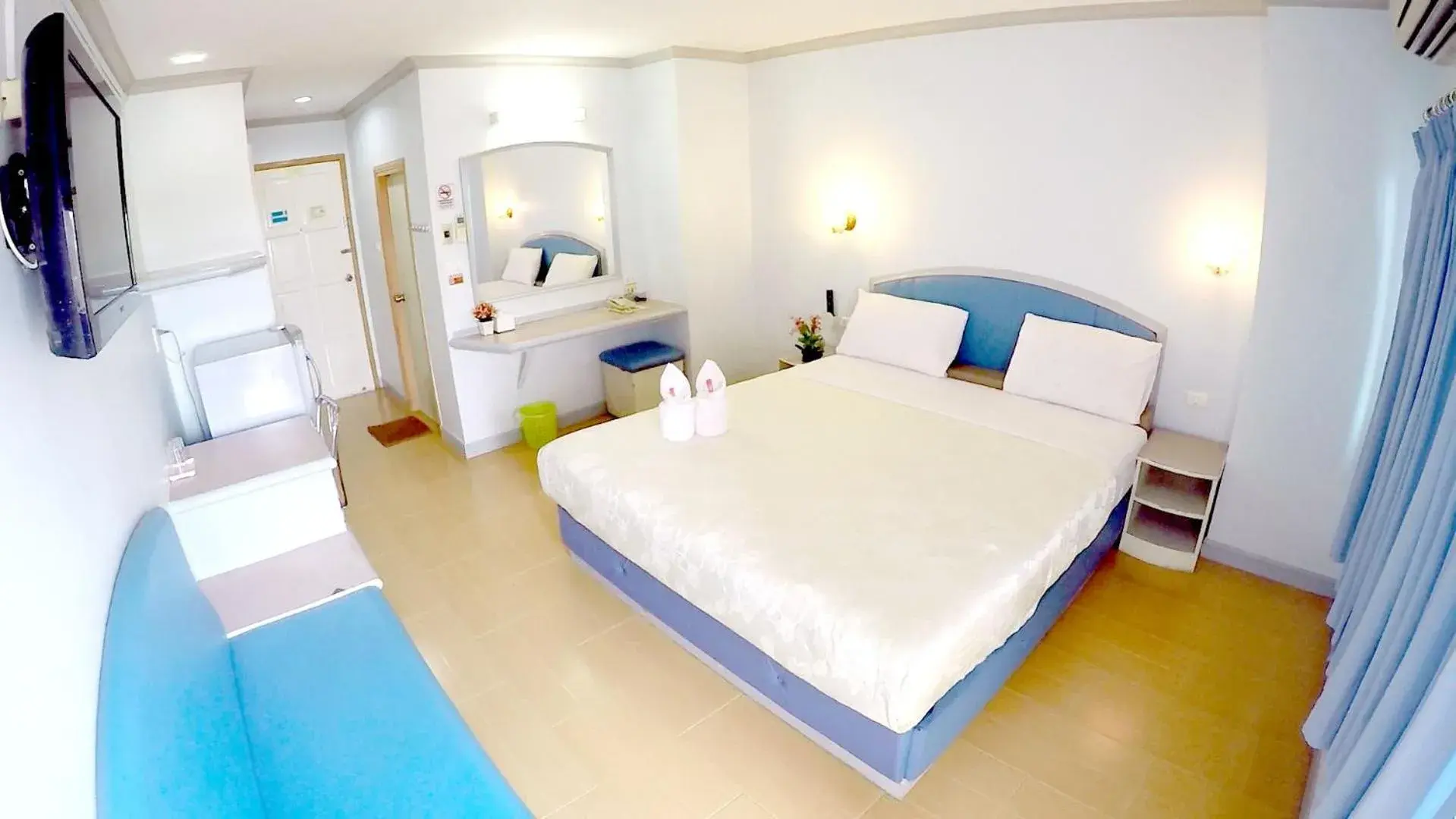 Standard Double Room in P.A. Place Hotel Standard Double Room in P.A. Place Hotel