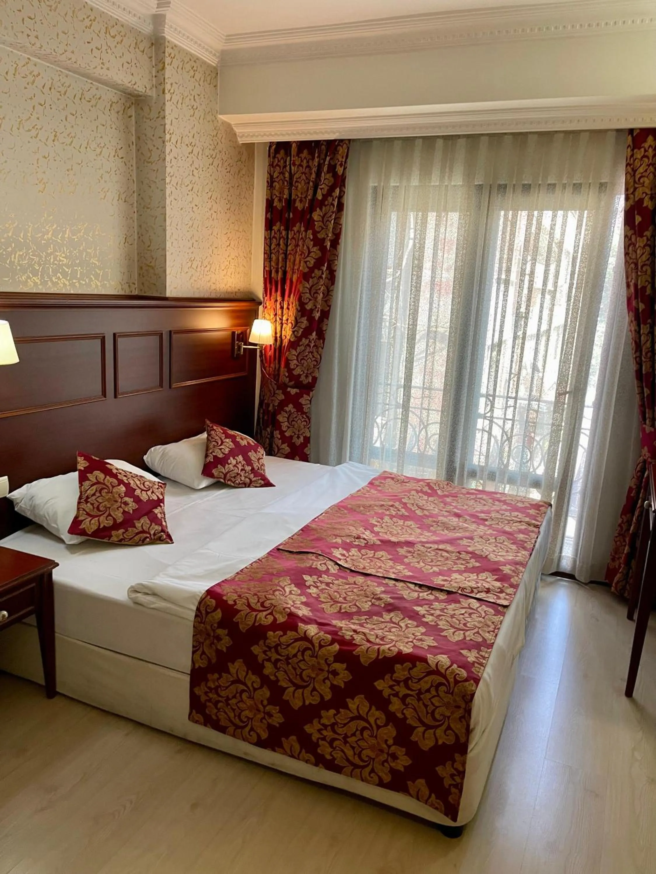 Bed in Istanbul Newcity Hotel