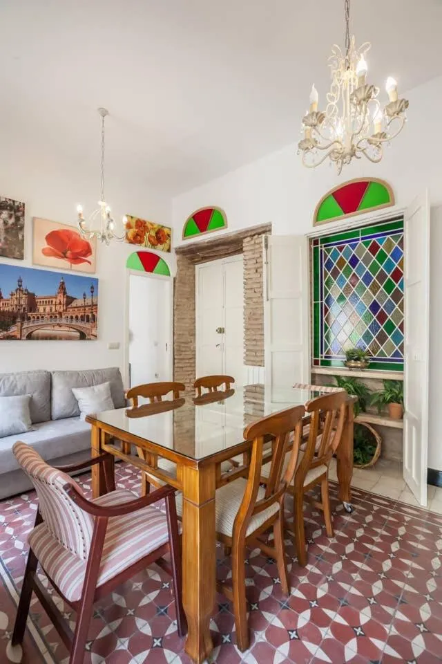Dining area in PuraSevilla apartments