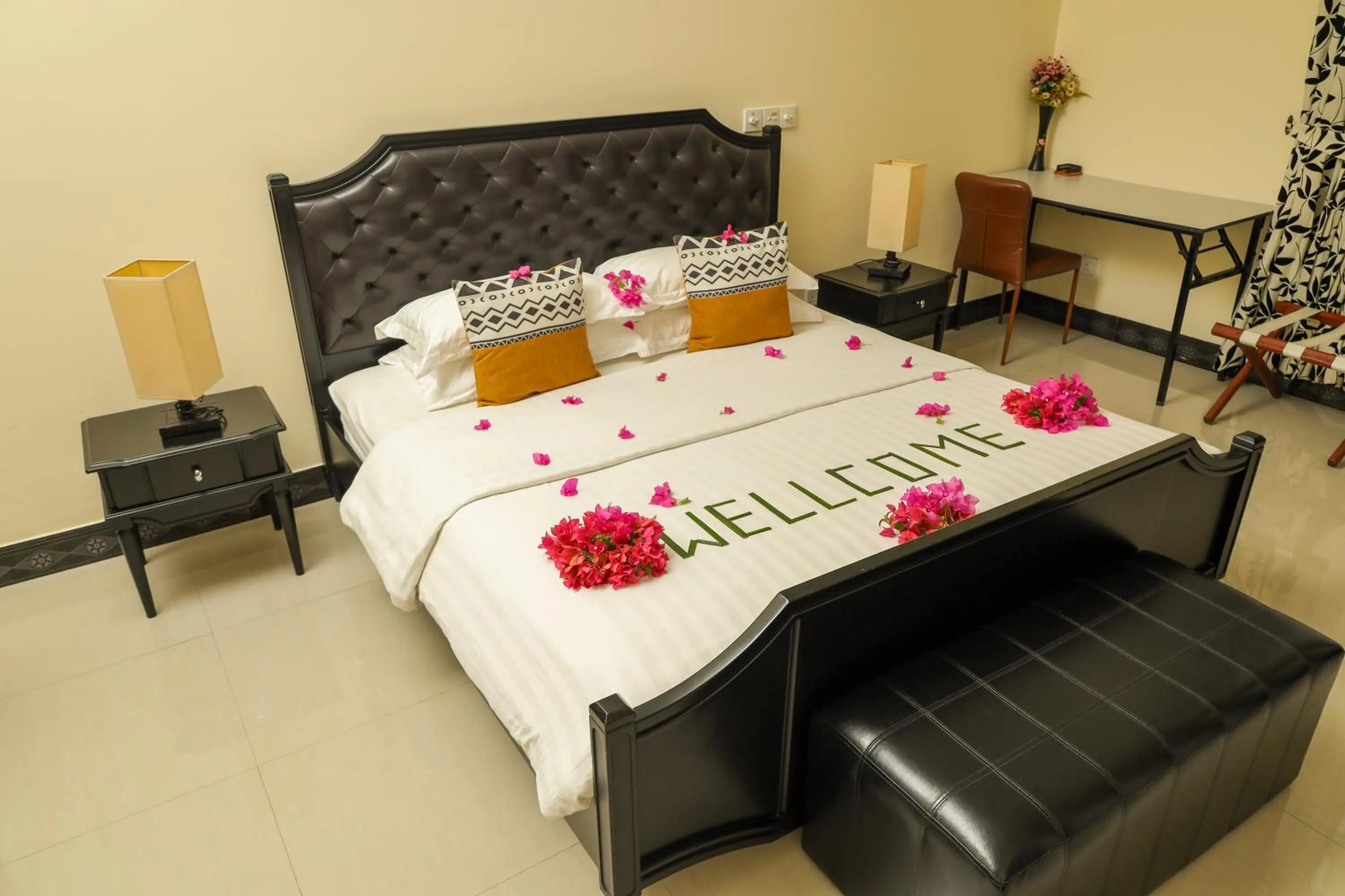 Bedroom, Bed in Charming Holiday Lodge