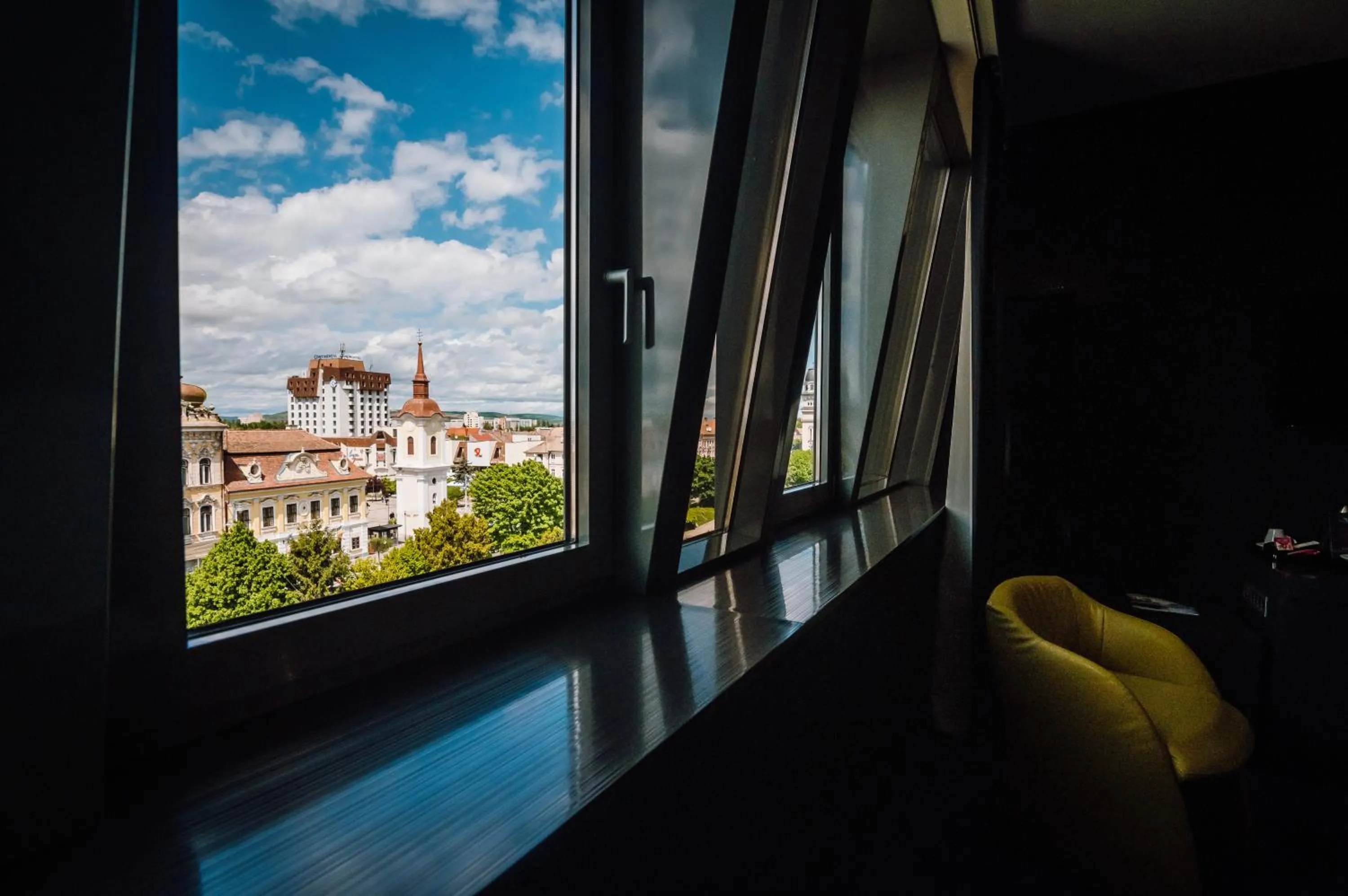 Plaza V Executive Hotel