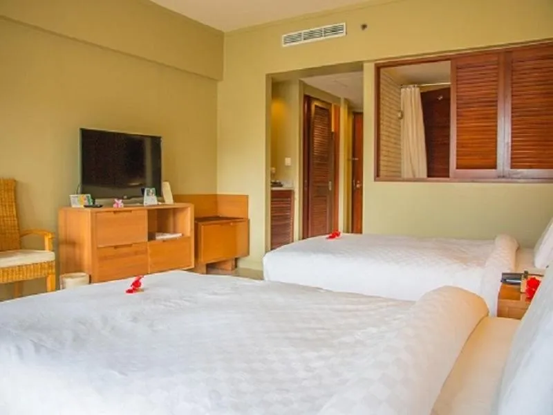 Bed in Palau Royal Resort