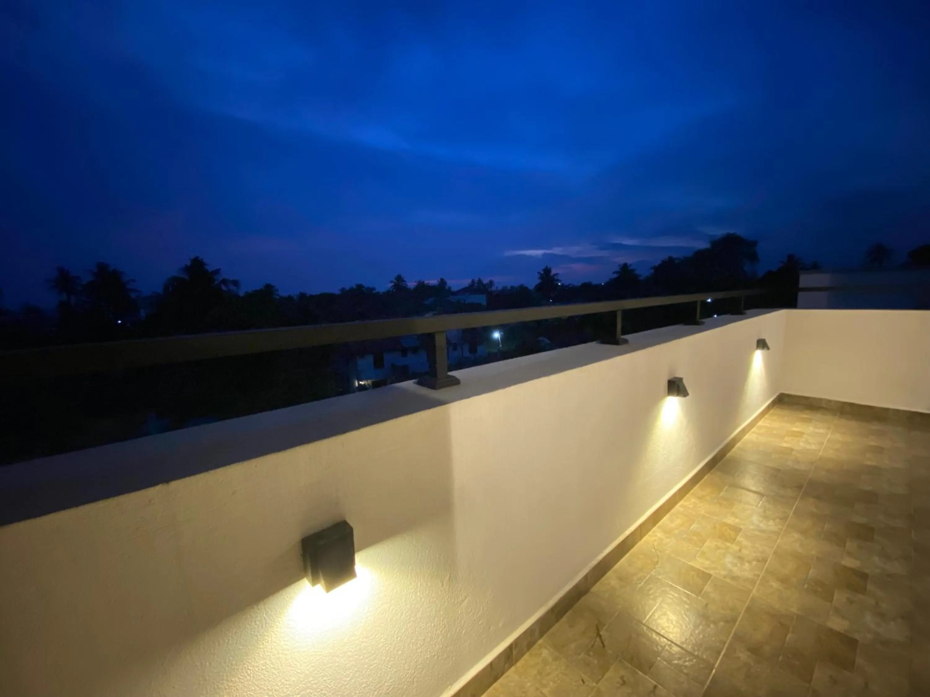 Srimadis Villa near Airport - Negombo