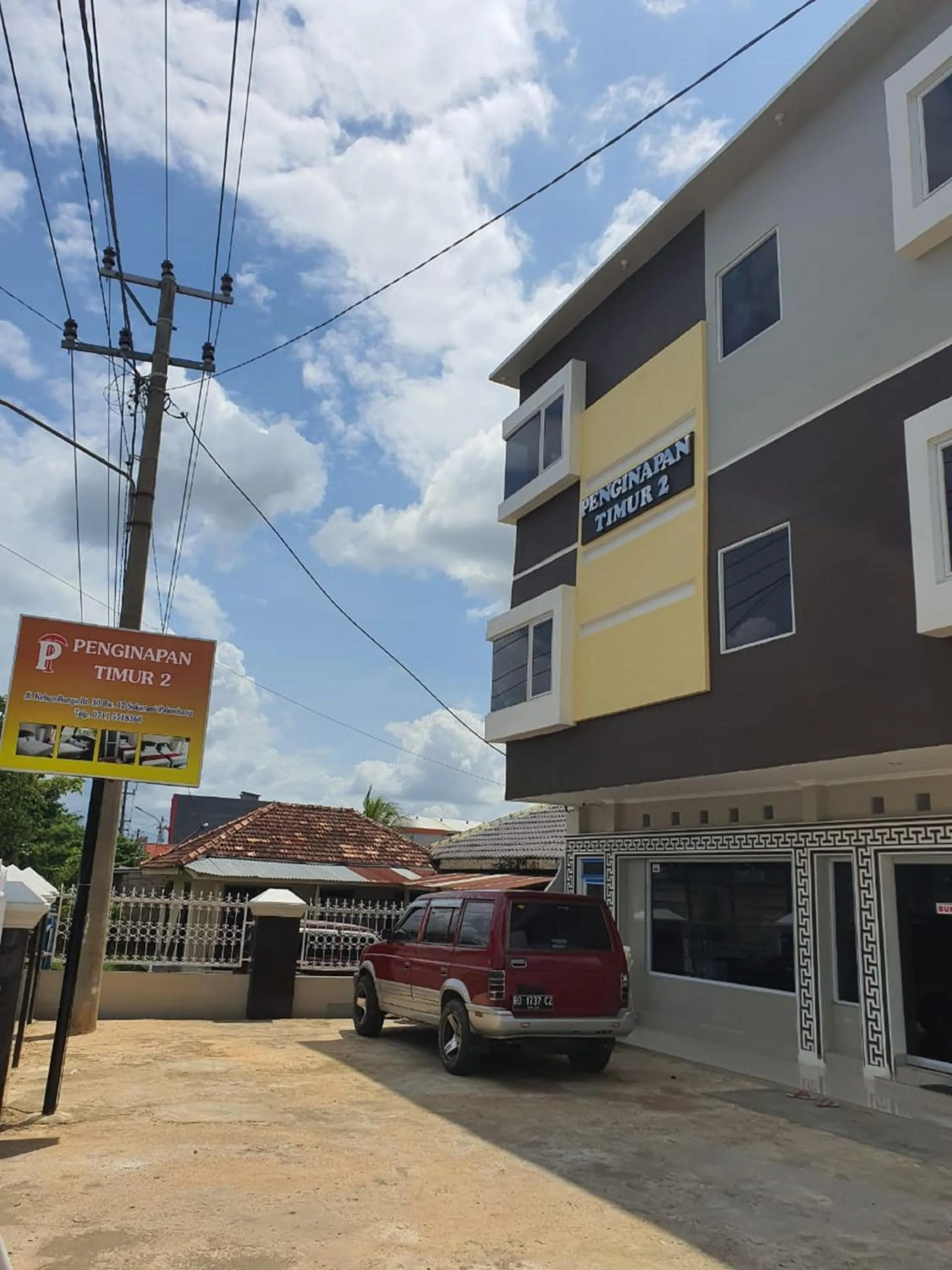 Property building in RedDoorz near Palembang Airport 2