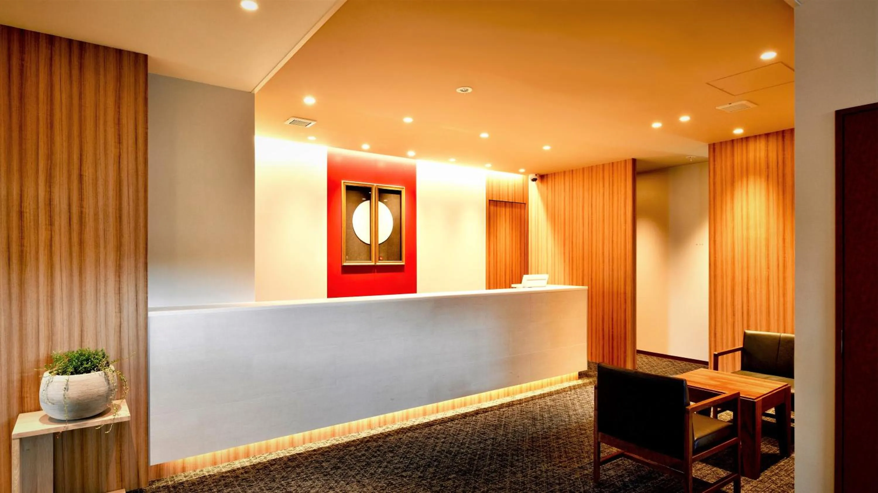 Staff in HOTEL SOSHA