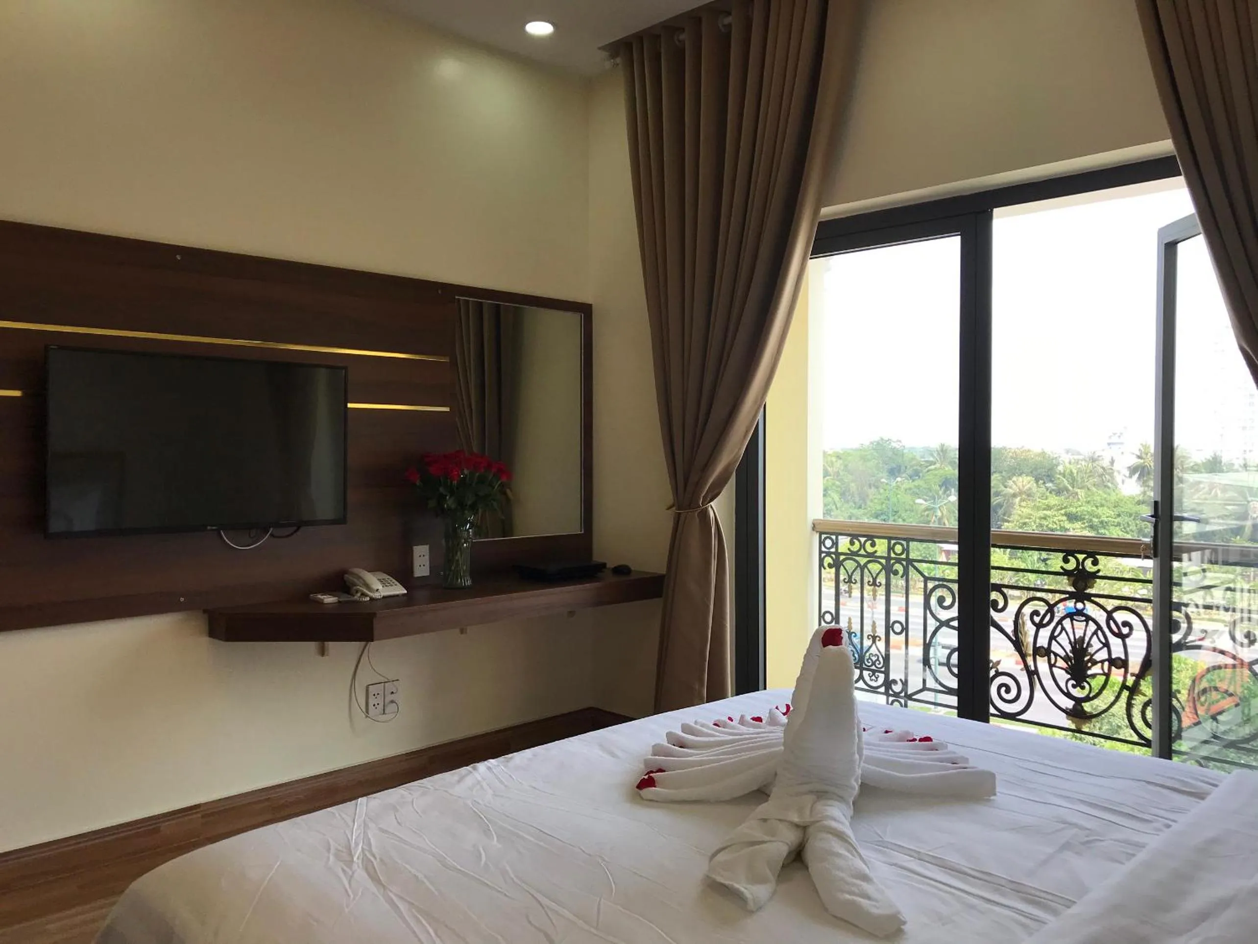 Bed in Winston Hotel Riverside