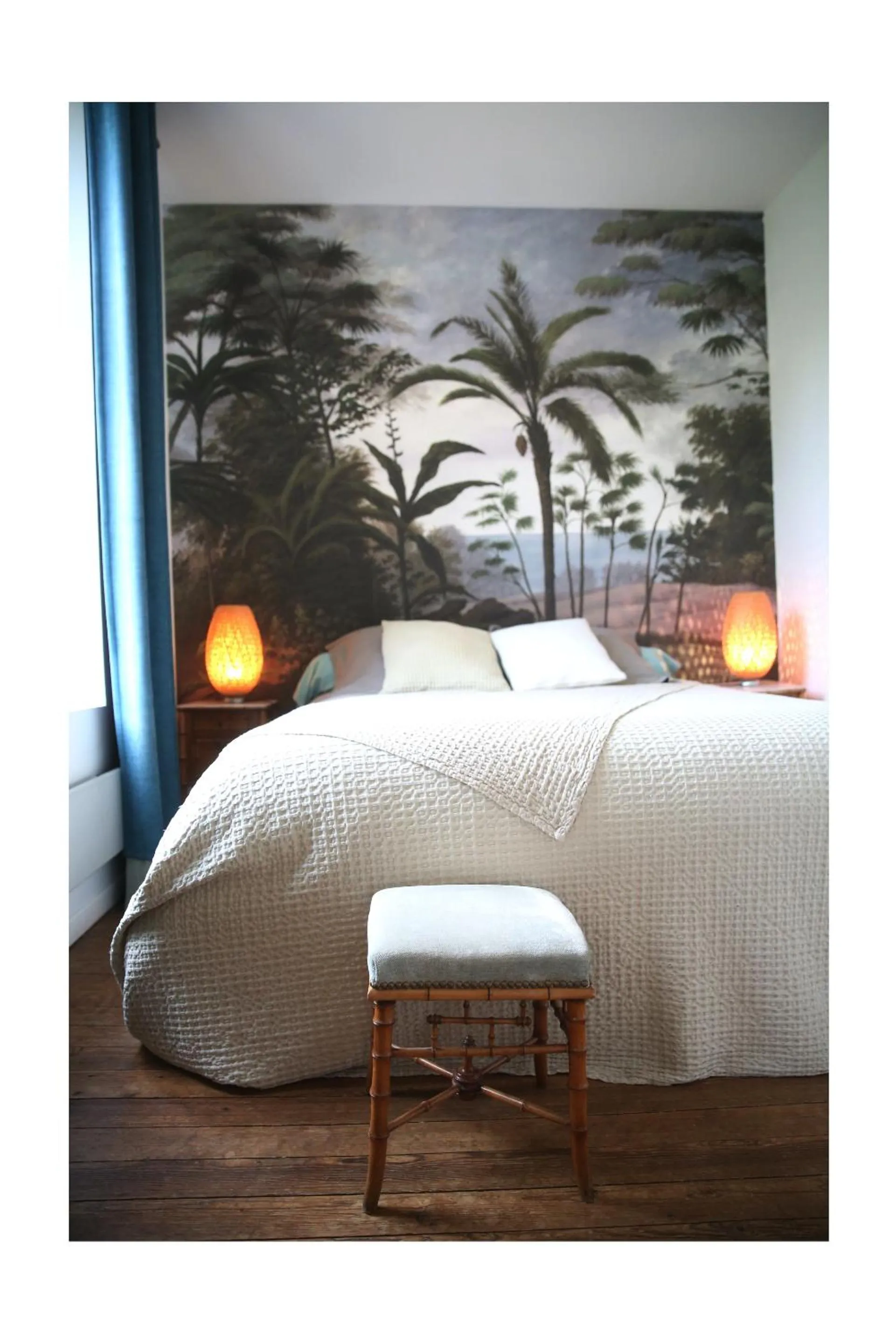 Bedroom, Bed in Château d'Harcelaines