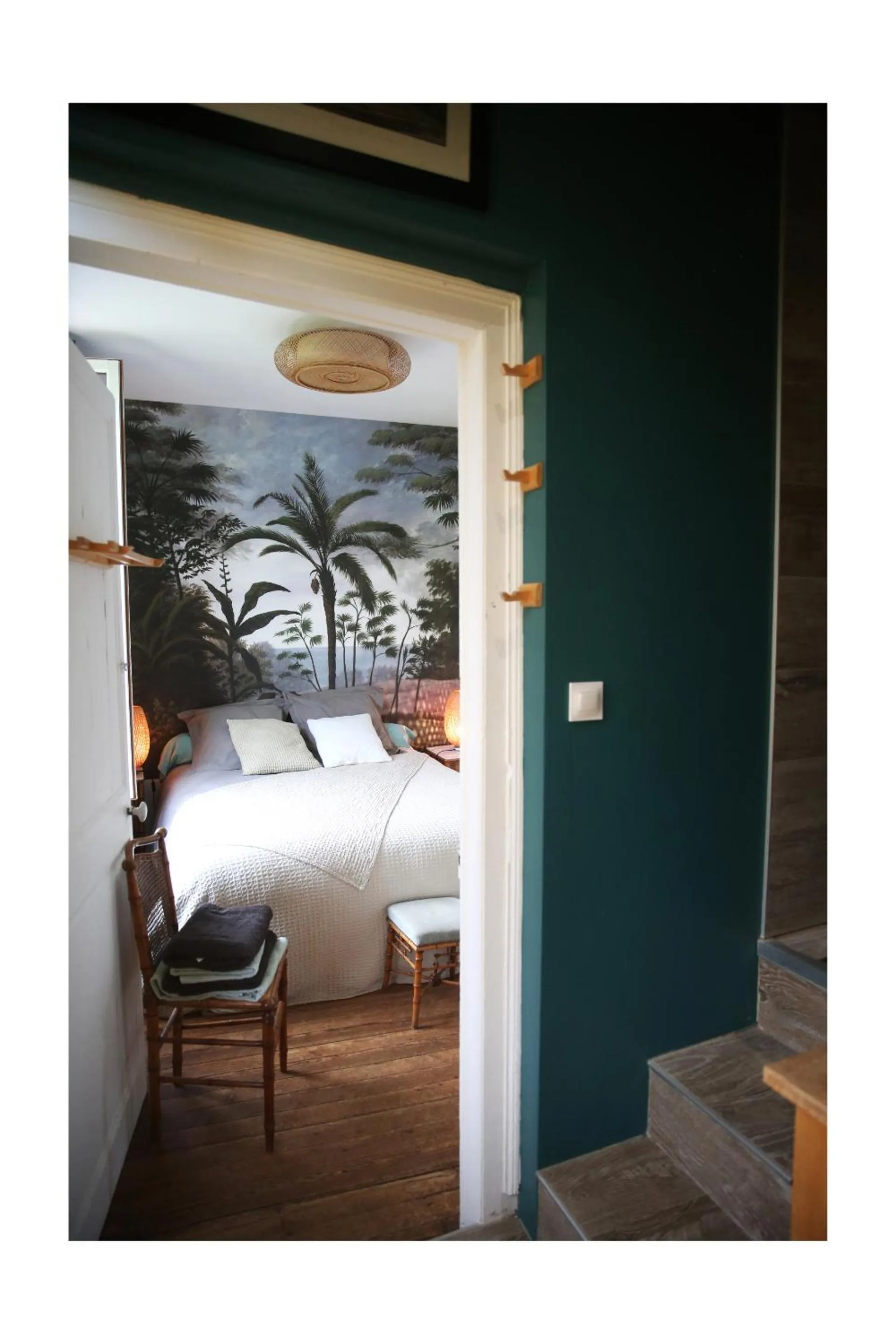 Bathroom, Bed in Château d'Harcelaines