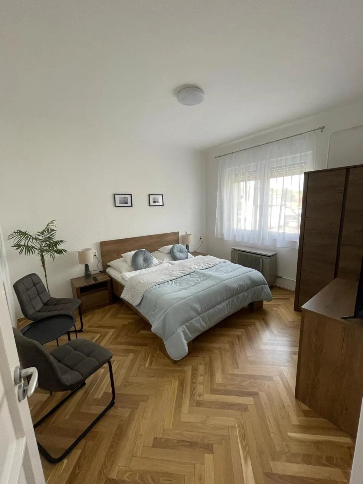 Two-Bedroom Apartment with Terrace in Attila Vendégház