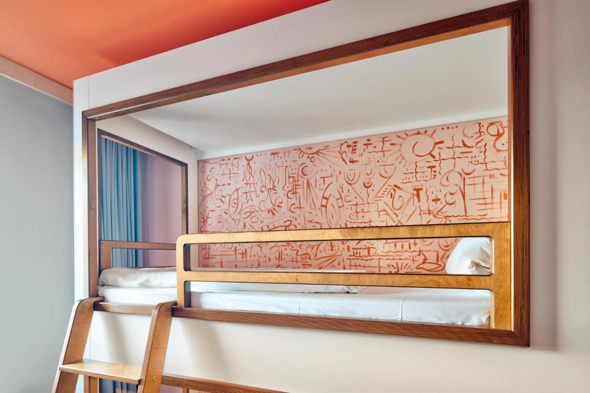 bunk bed, Bed in art Hotel Tucholsky