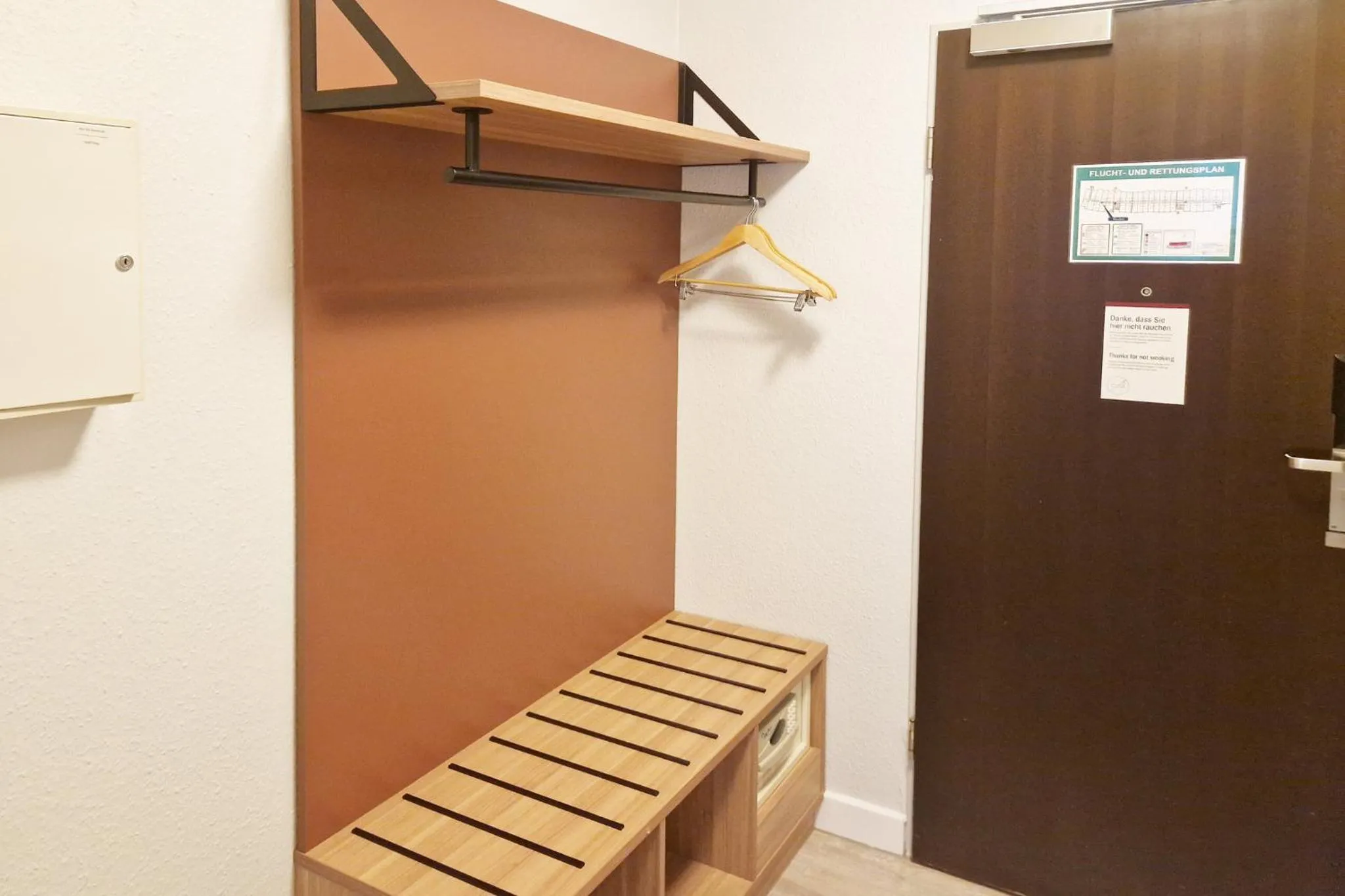 Photo of the whole room in Garner Hotel Bochum by IHG