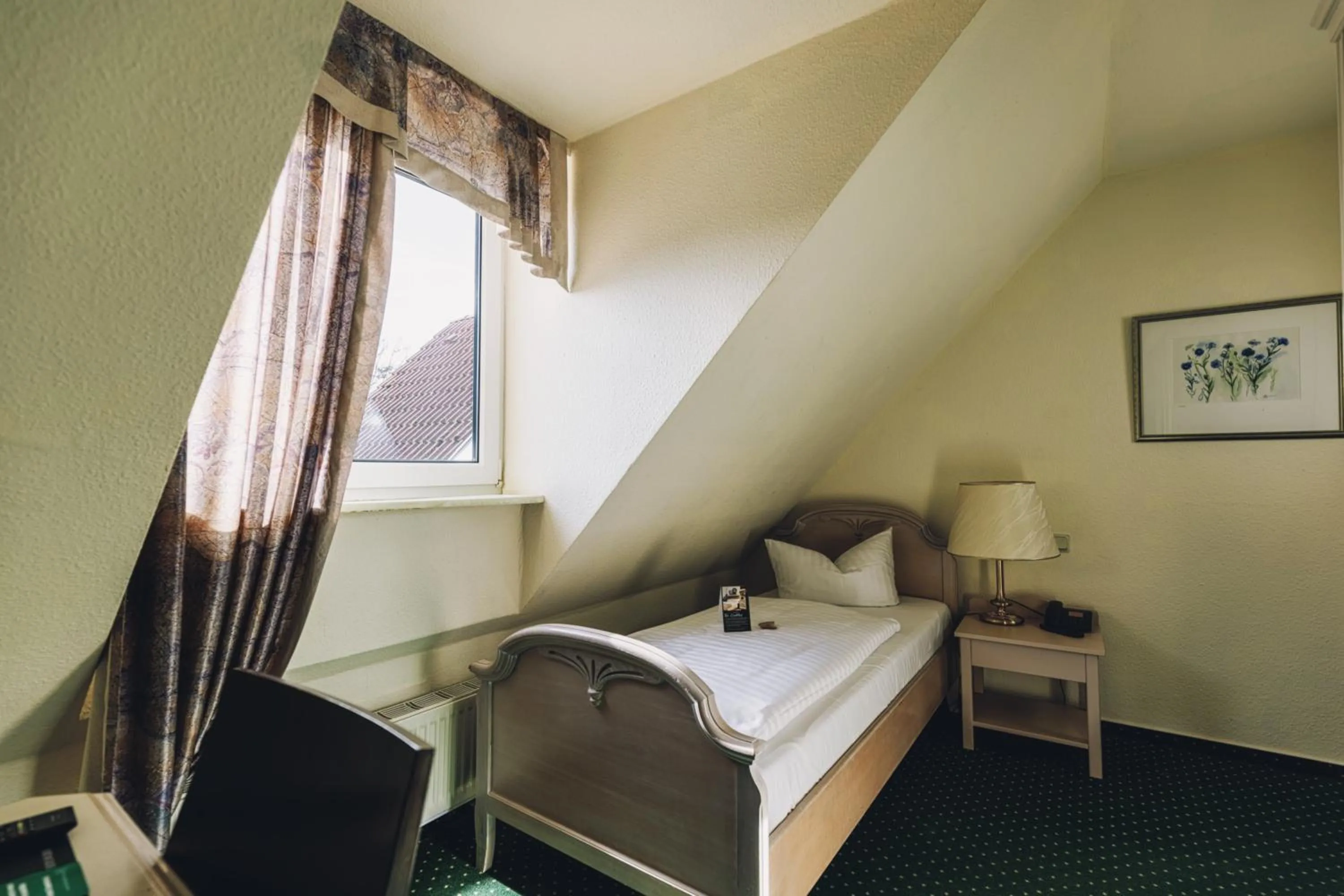 Bed in Seehotel Heidehof