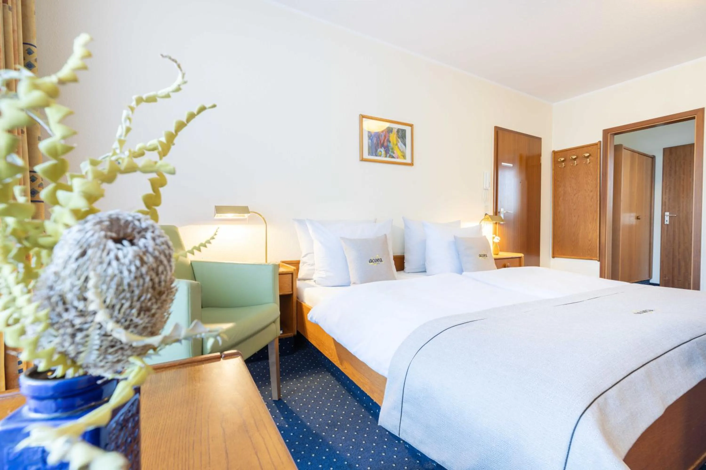 Photo of the whole room, Bed in acora Bonn Living the City