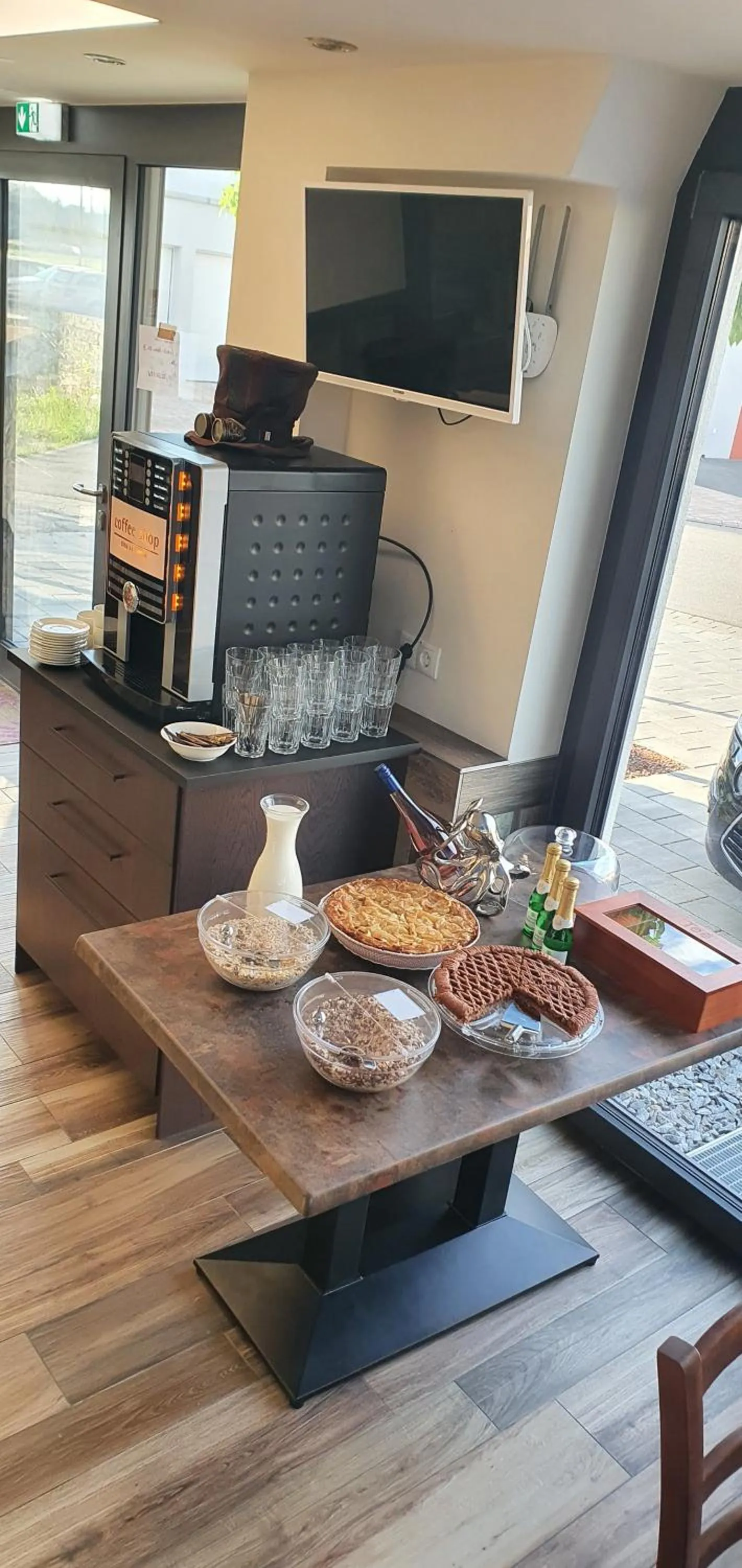 Breakfast in AVALON ideal gelegen zwischen Europapark und Rulantica