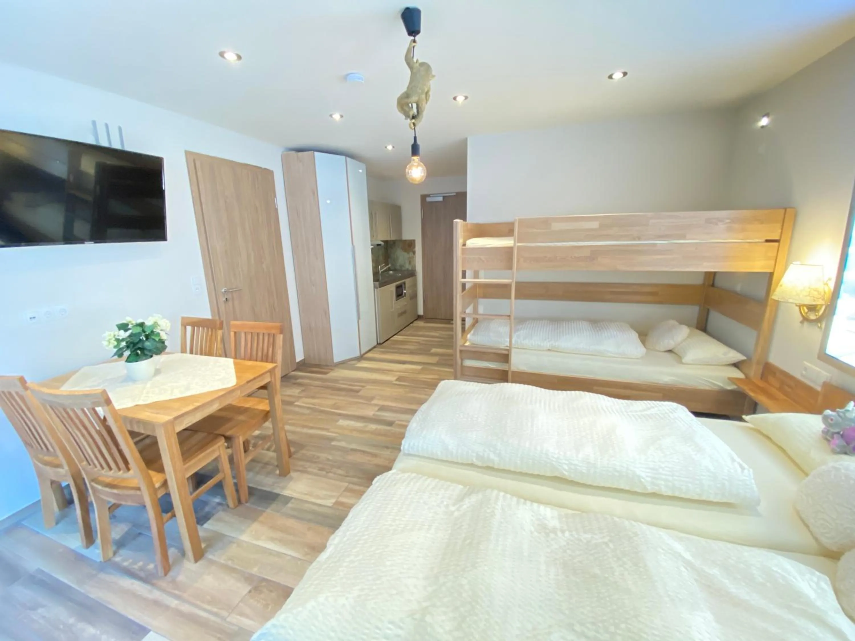 Photo of the whole room, Bed in AVALON ideal gelegen zwischen Europapark und Rulantica