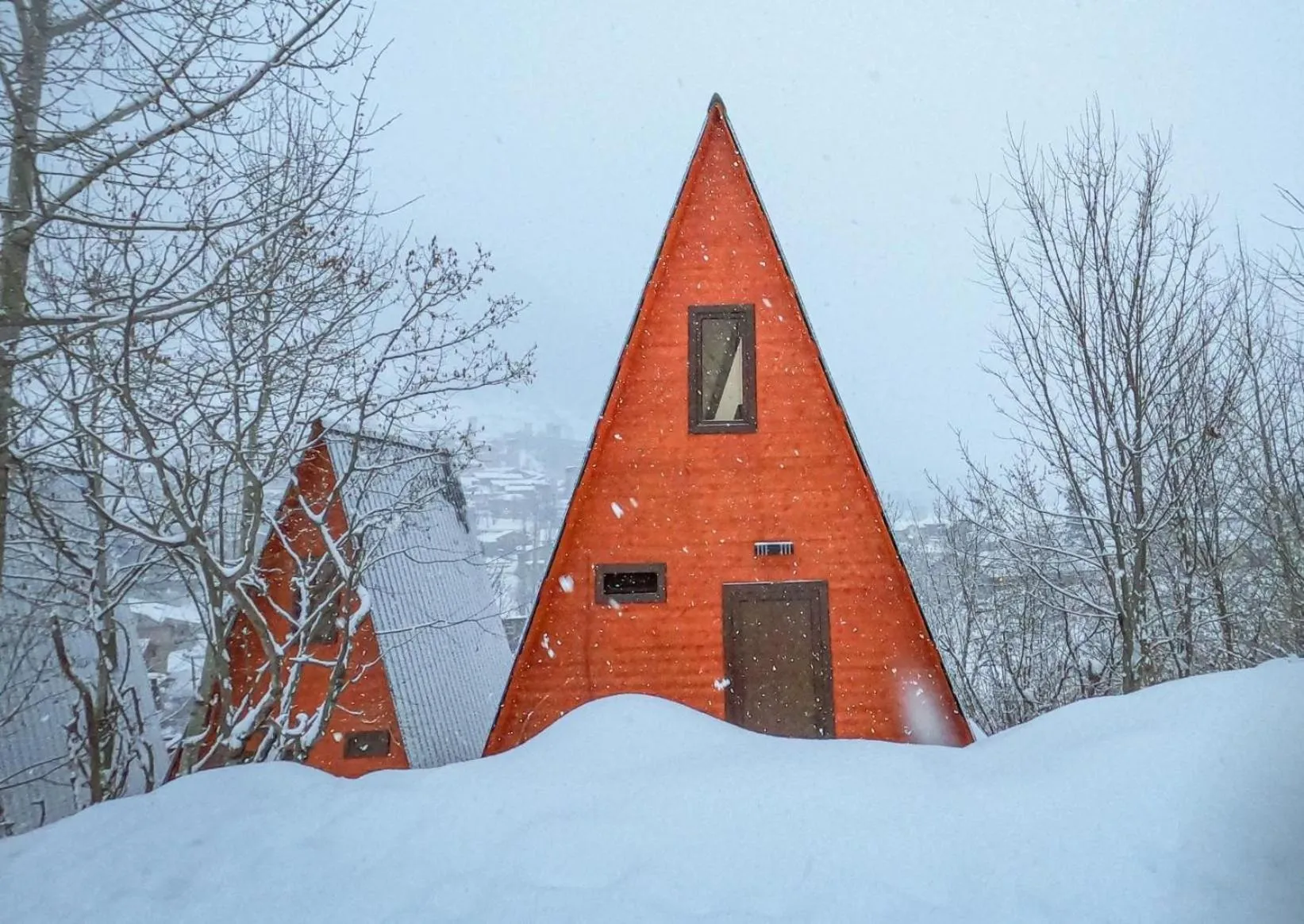 Property building in Paradiso Mestia