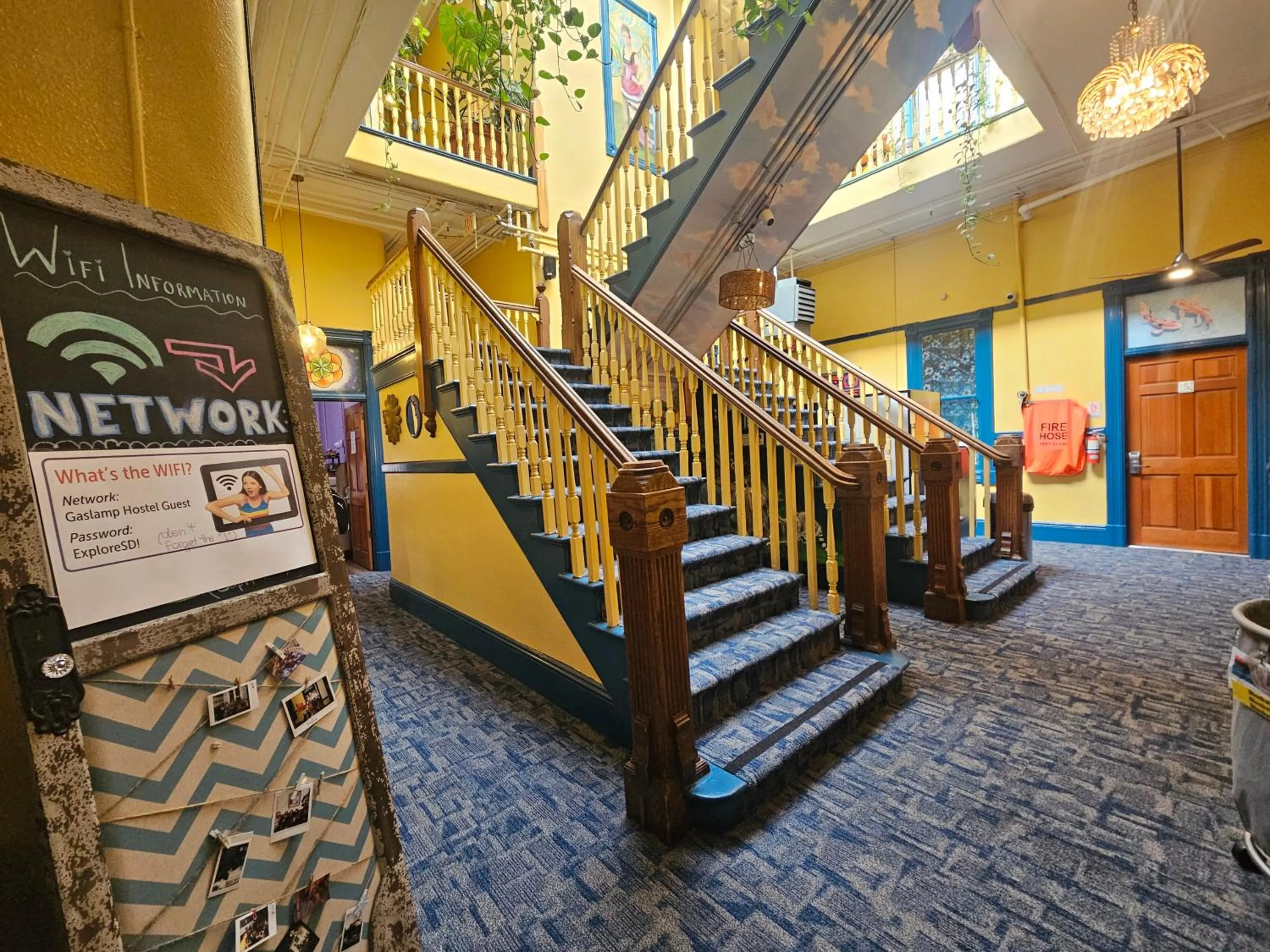 Lobby or reception in Gaslamp Hostel