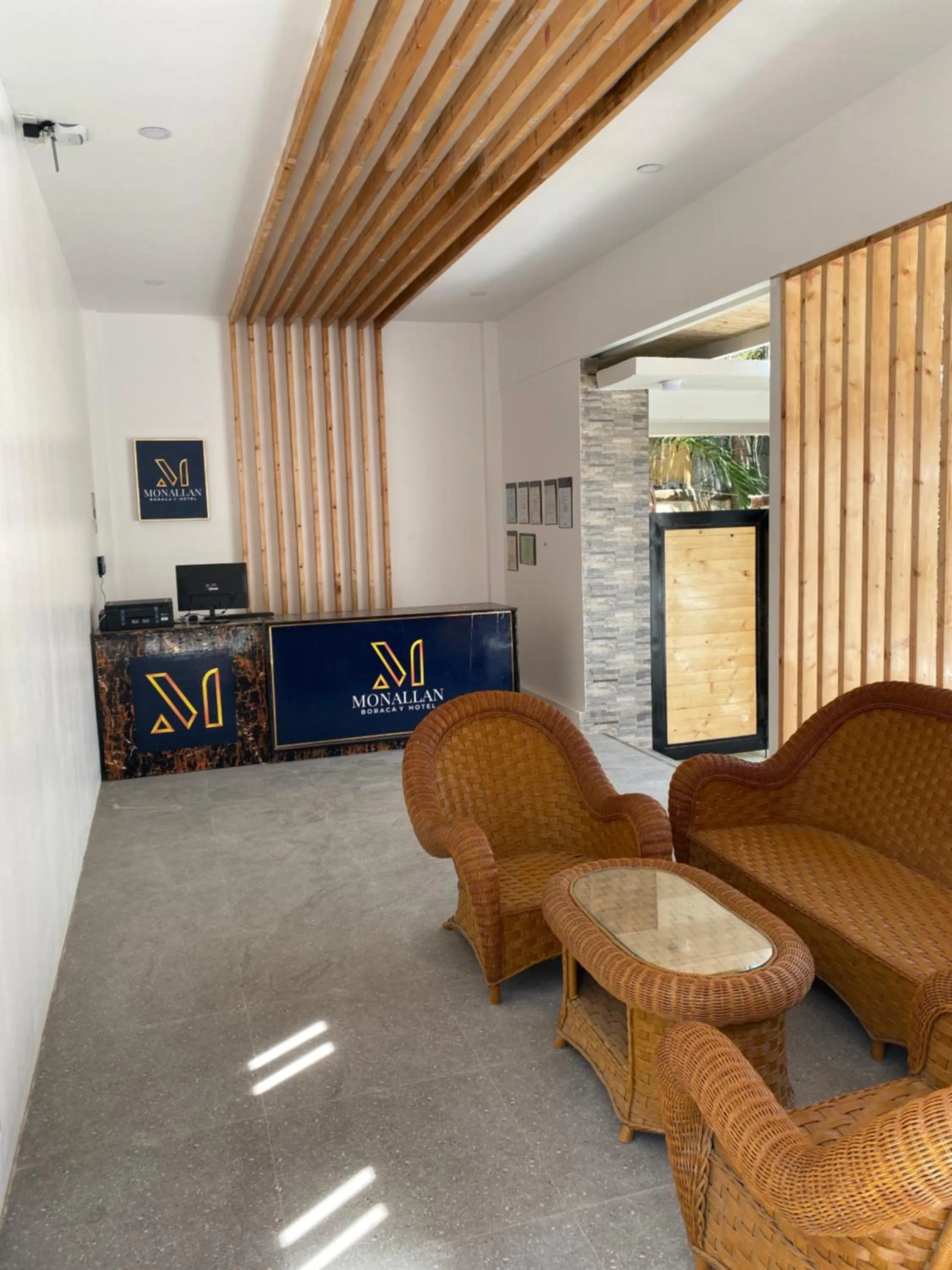 Monallan Boracay Hotel