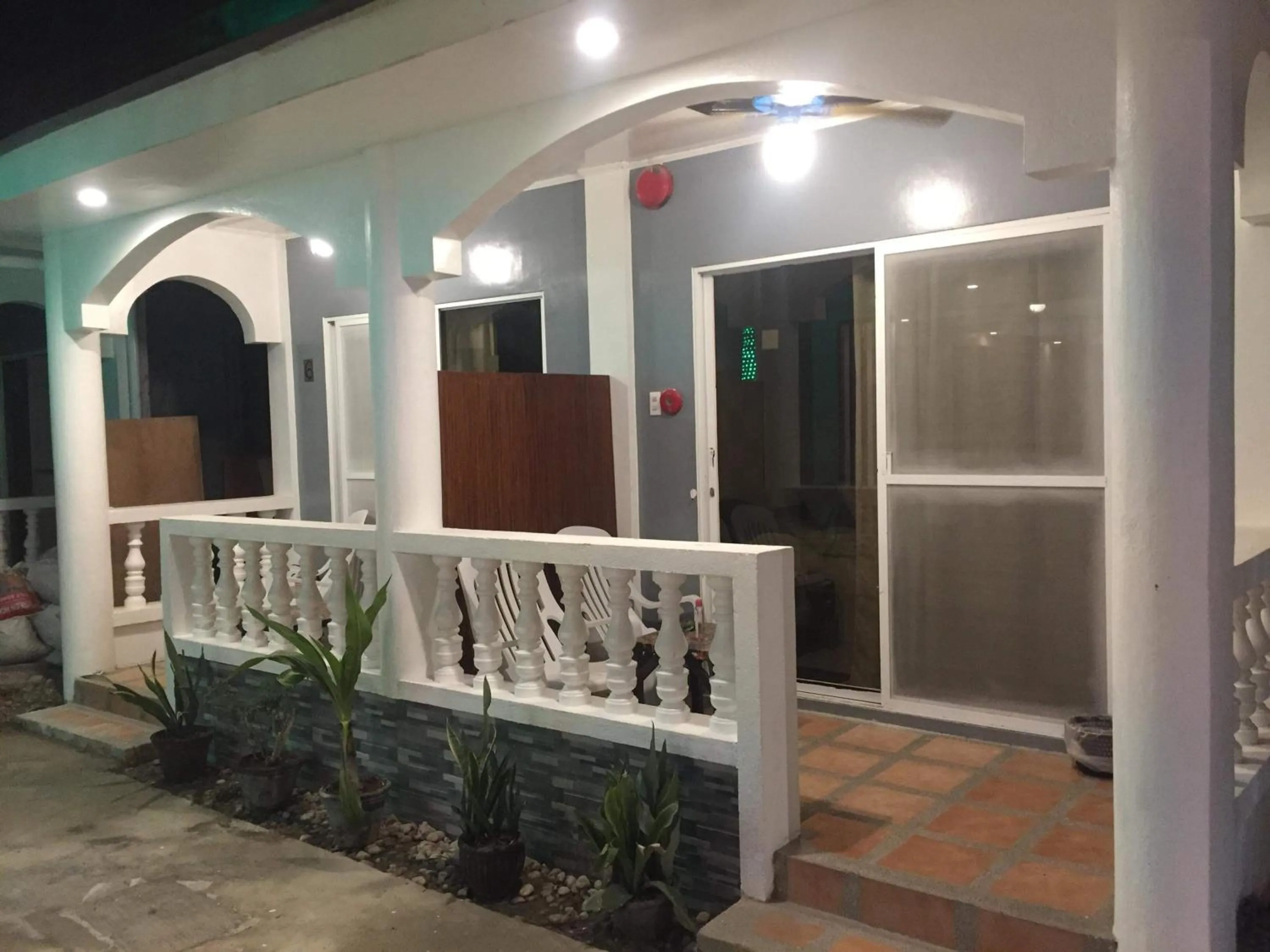 Monallan Boracay Hotel