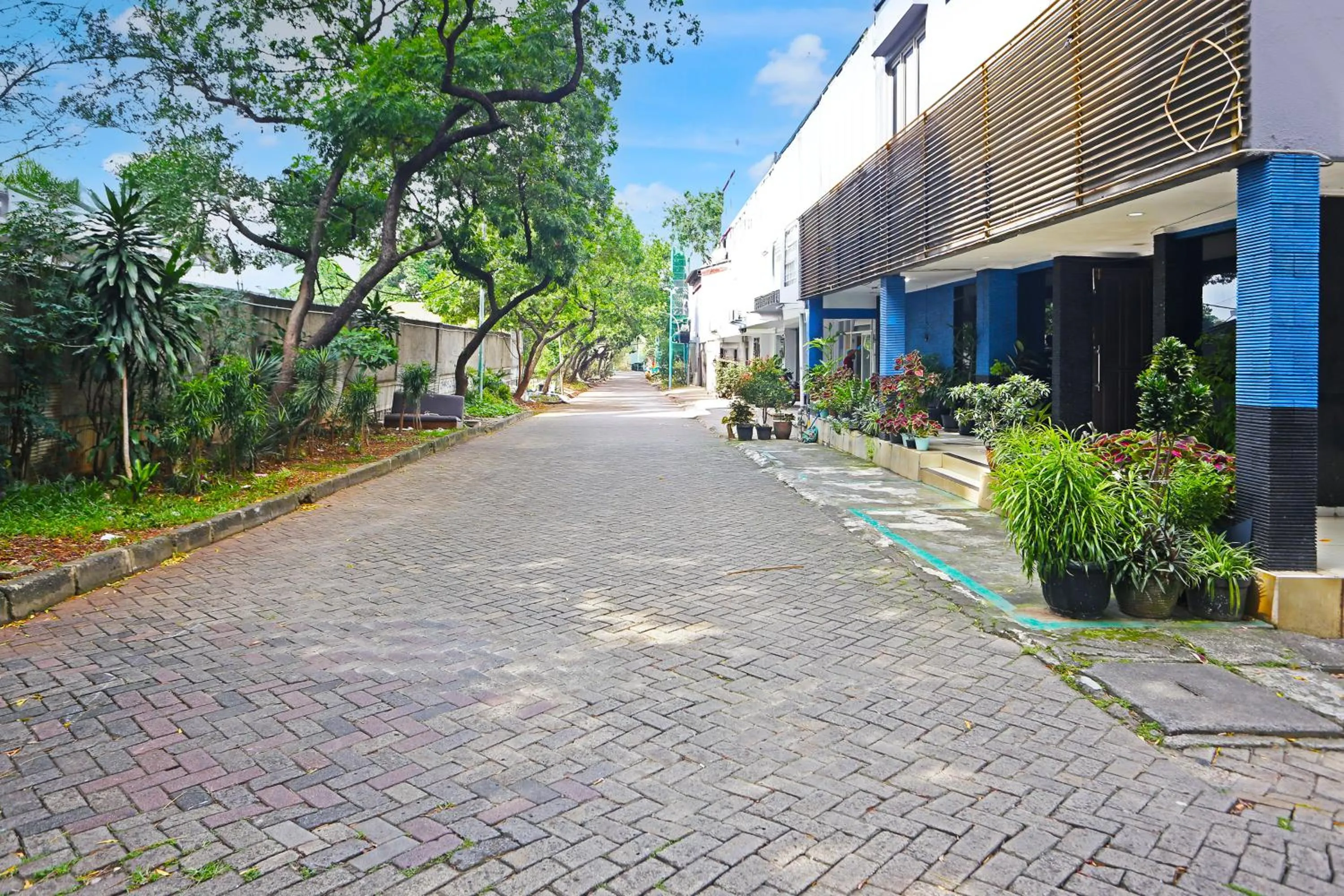 Street view in Hotel O Bekasi Near Mall Lippo Cikarang Formerly Hotel Addictk