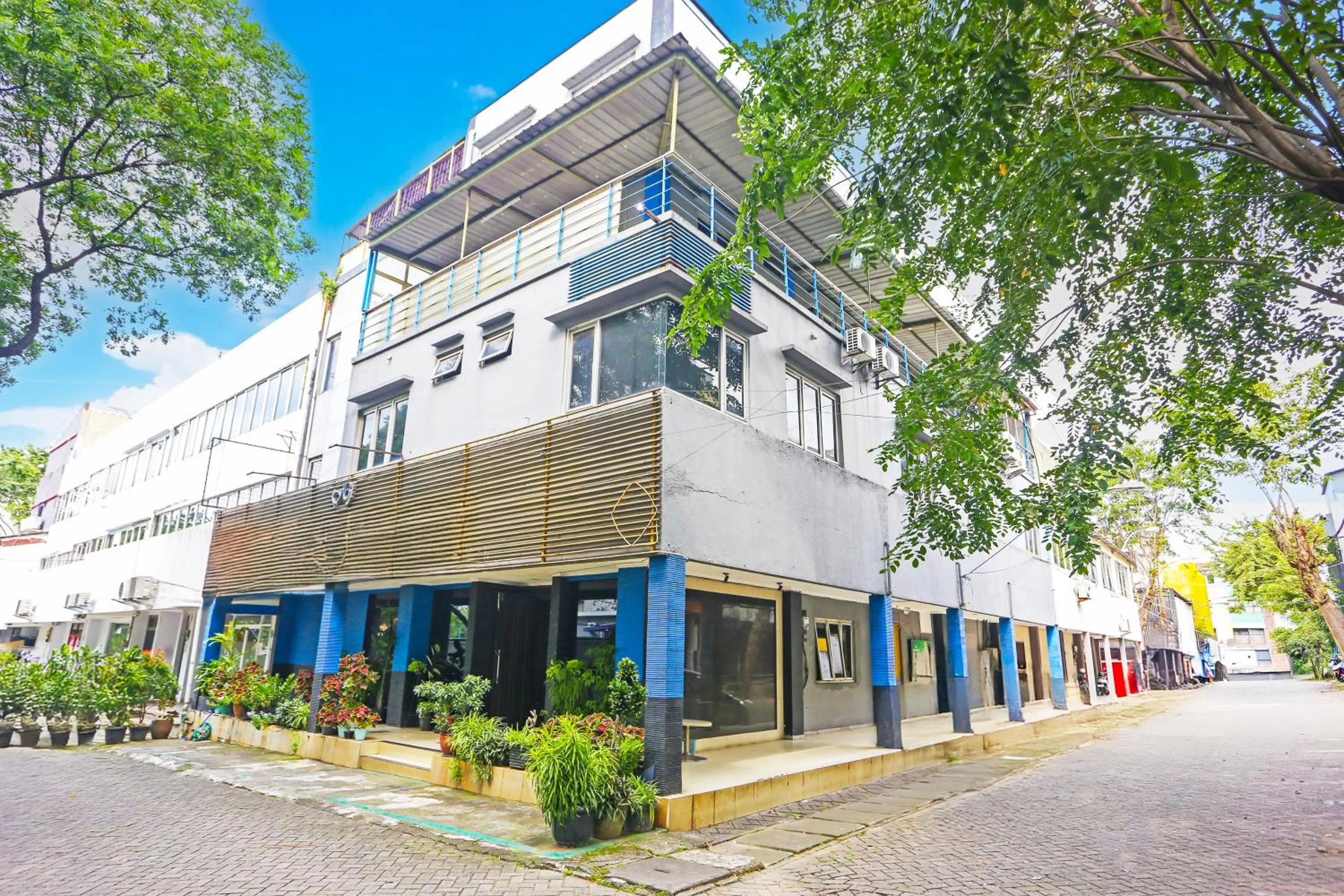 Property building in Hotel O Bekasi Near Mall Lippo Cikarang Formerly Hotel Addictk